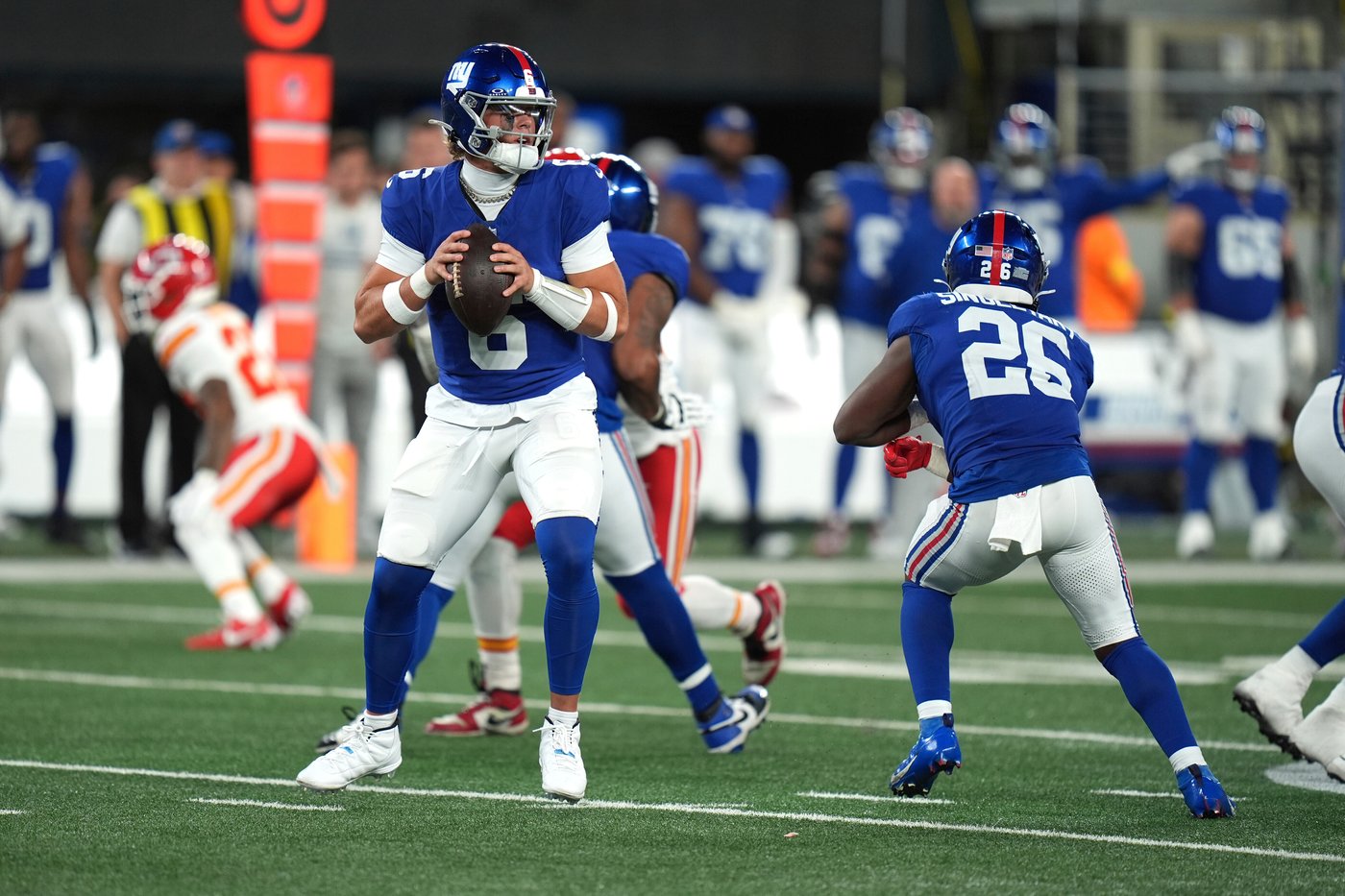Jaxson Dart is 'ready' to be the Giants' starting QB. Brian Daboll won't say why change now | iNFOnews.ca