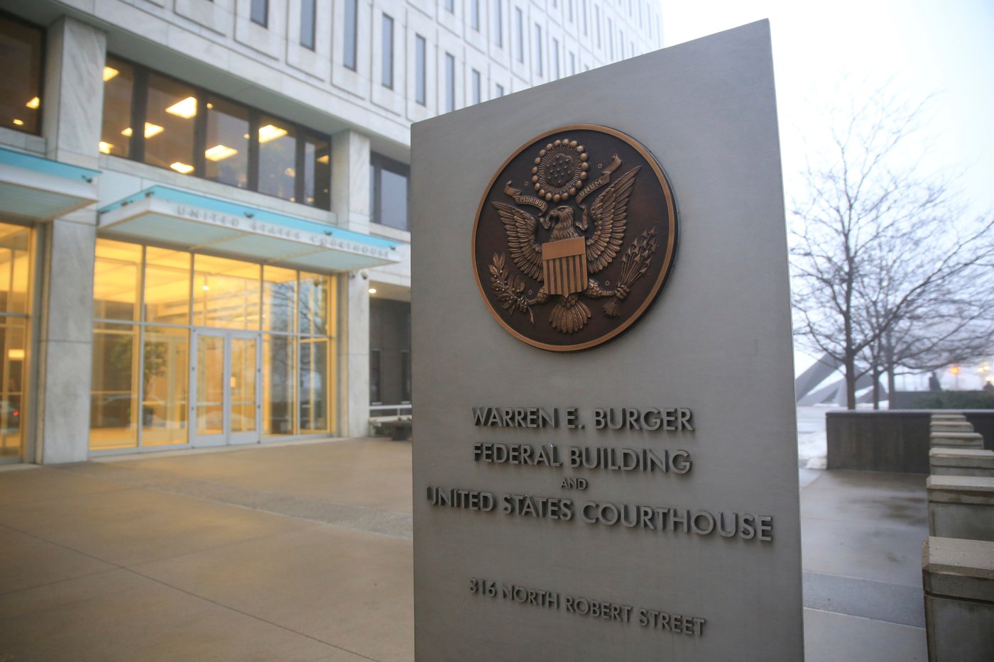 Minnesota man pleads guilty to attempting to join Islamic State group | iNFOnews.ca