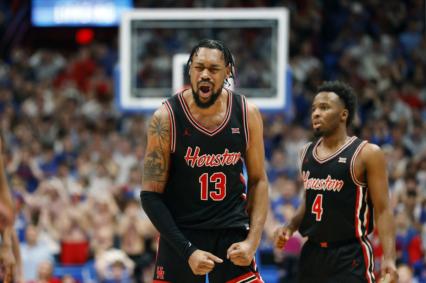 J’Wan Roberts scores 24 and No. 7 Houston downs No. 12 Kansas 92-86 in double OT | iNFOnews.ca