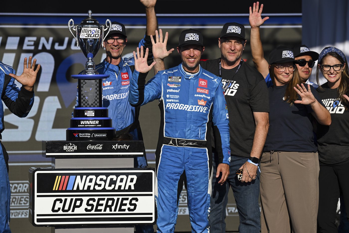 Bubba Wallace calls it a somber week after Denny Hamlin's controversial move at Kansas Speedway | iNFOnews.ca