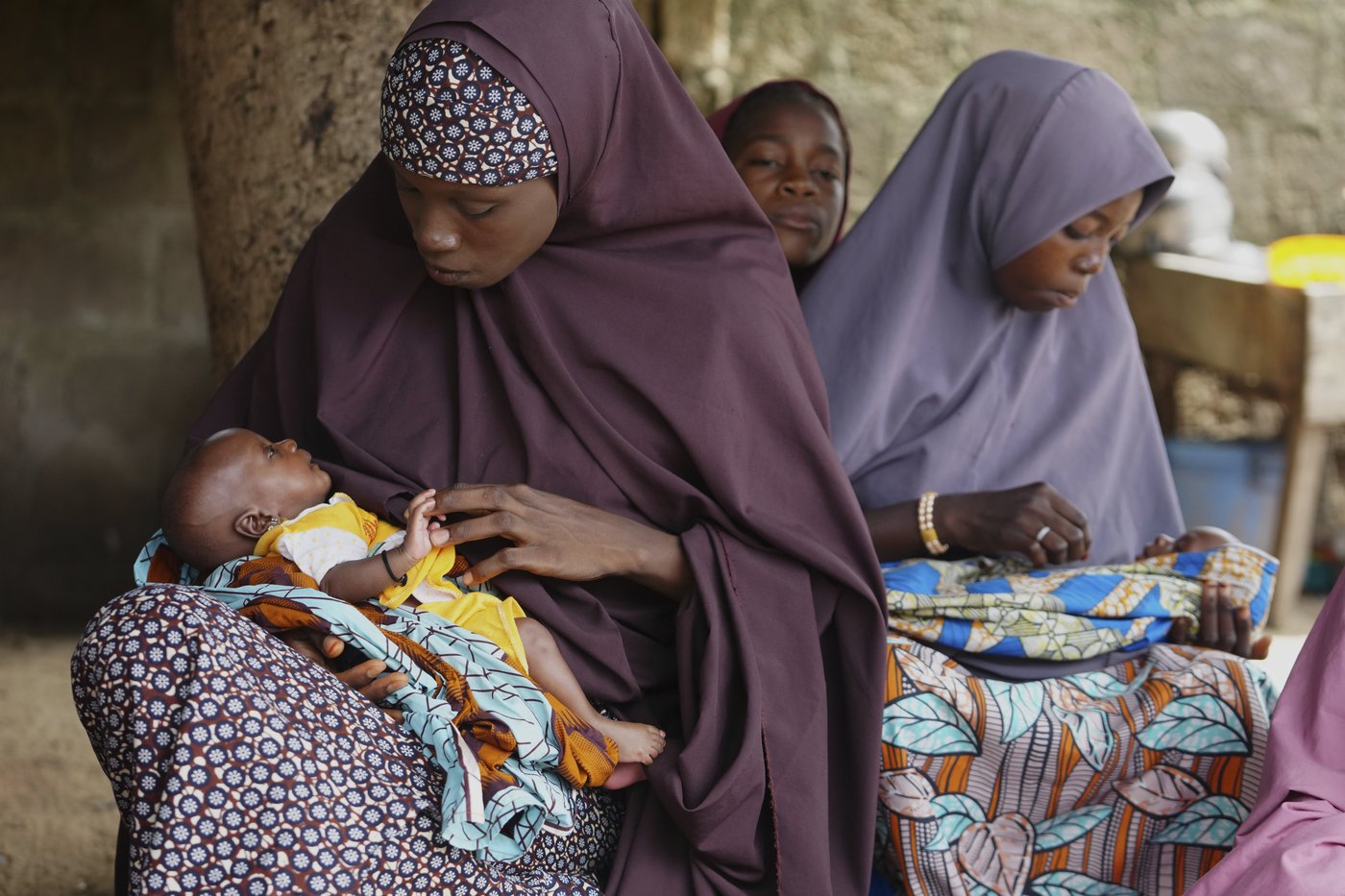 Photos show Nigeria’s maternal crisis as militants return and US aid dries up | iNFOnews.ca