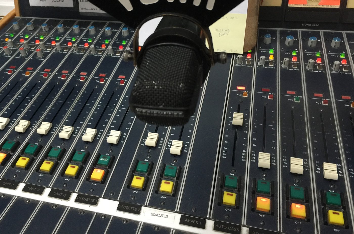 Four newsroom staff at Radio NL in Kamloops, B.C., are cut in format change | iNFOnews.ca