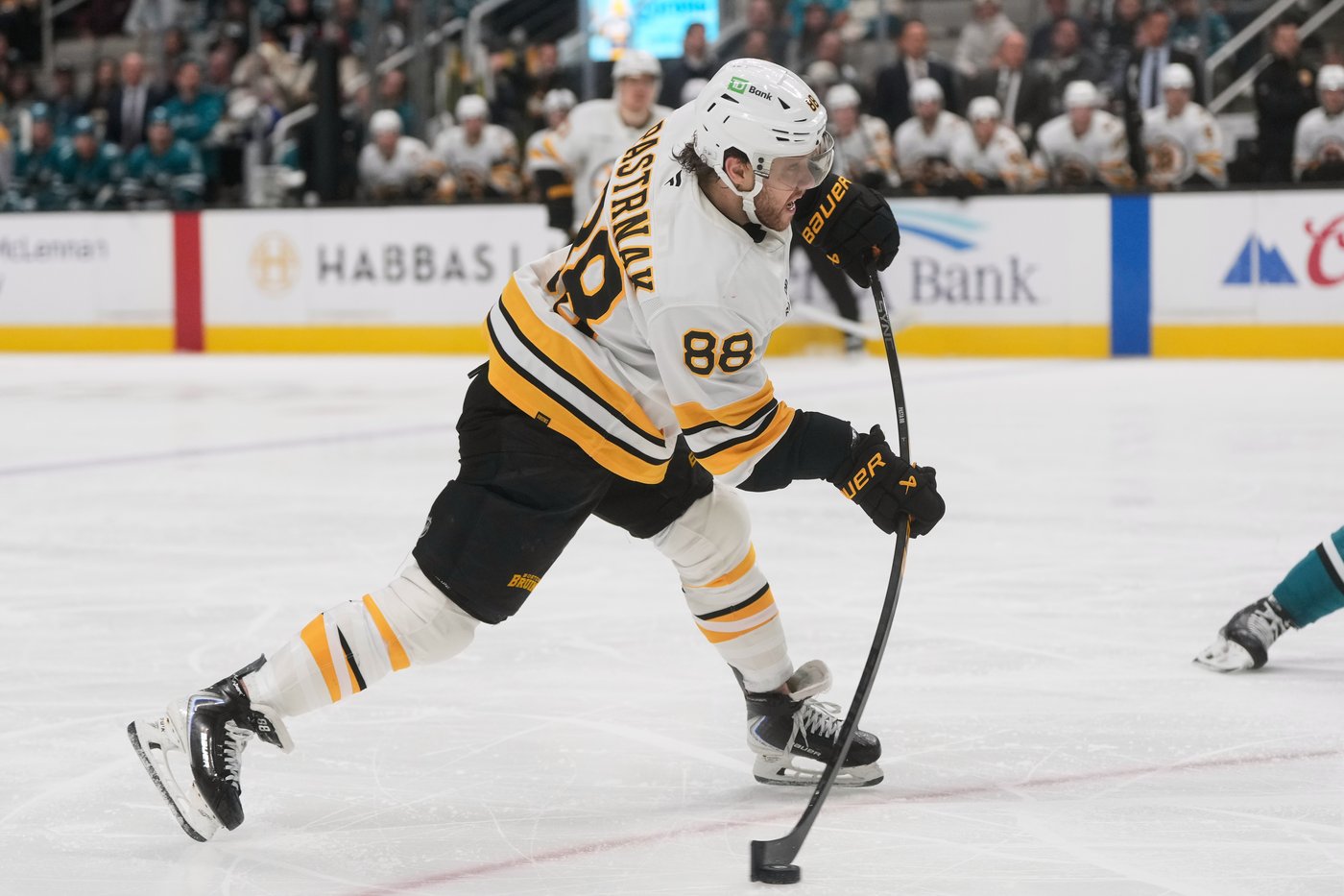 Celebrini notches 14th goal, Sharks beat Bruins 3-1 | iNFOnews.ca Celebrini notches 14th goal, Sharks beat Bruins 3-1 | iNFOnews.ca
