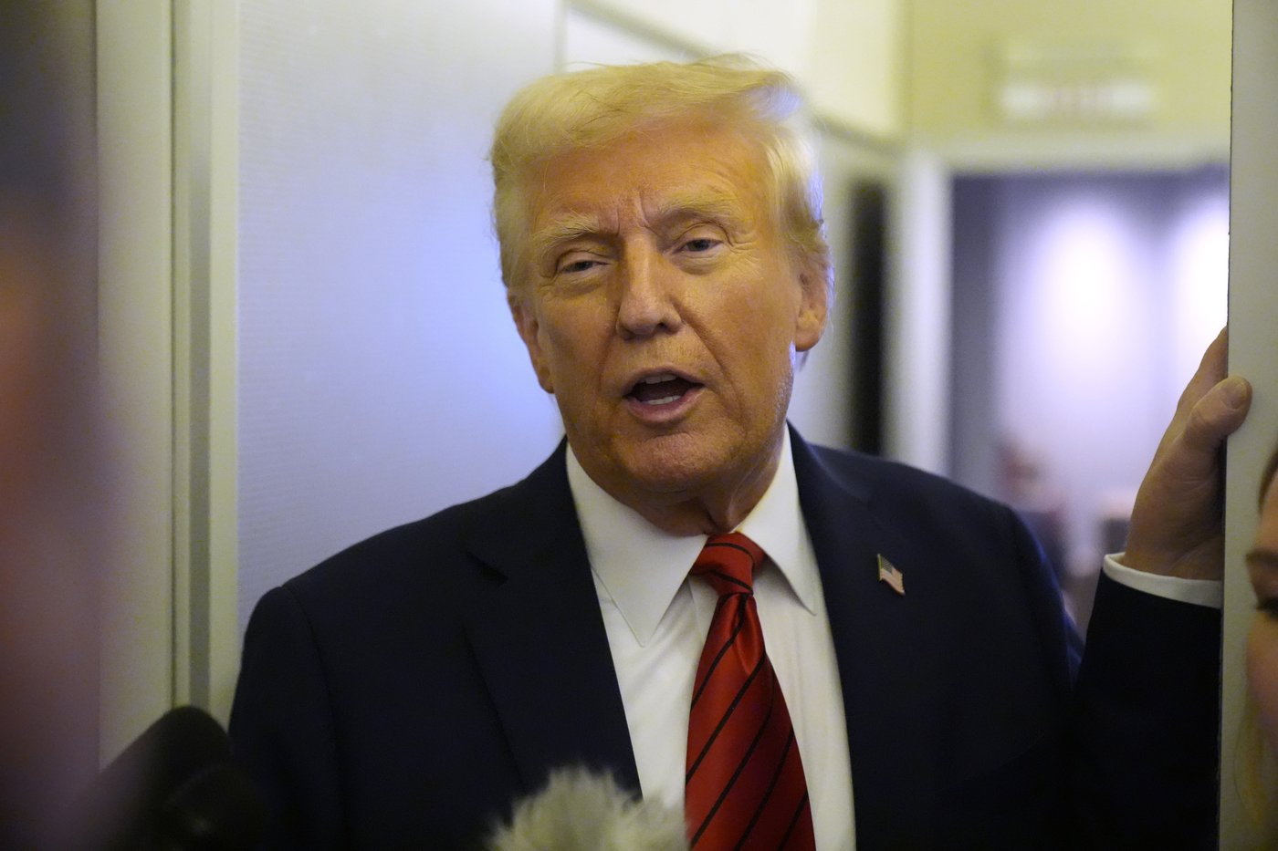 Trump funding freeze raises uncertainty for universities, states and nonprofits | iNFOnews.ca