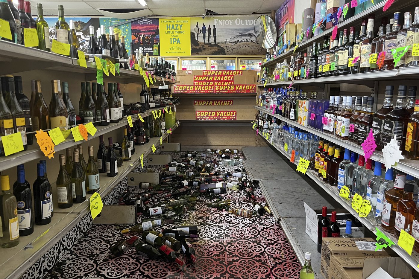In California's 'earthquake country,' a 7.0 temblor prompts confusion and a tsunami warning | iNFOnews.ca
