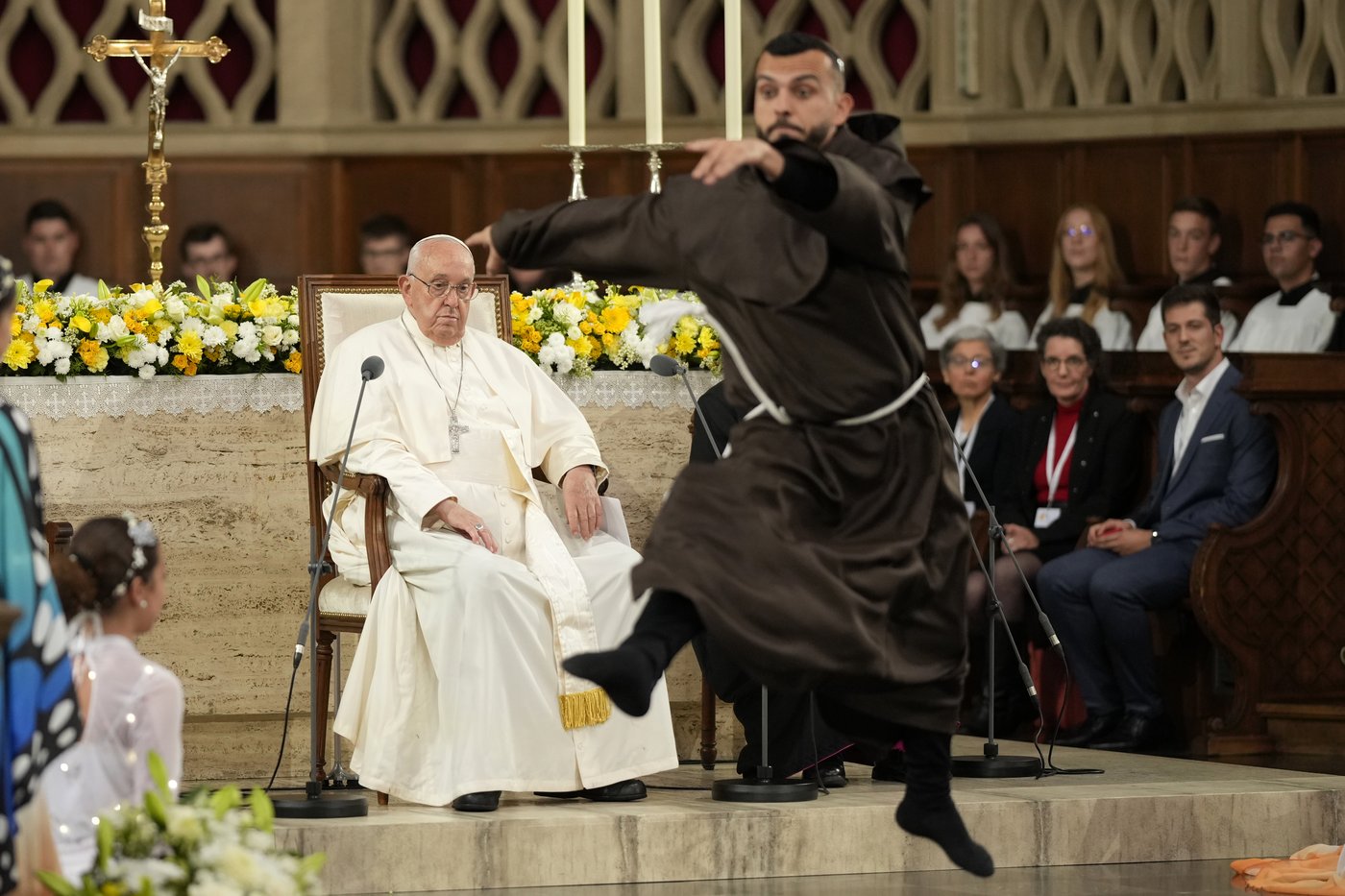 Tone deaf and color blind? Catholic Church struggles to keep accused abusers out of religious art | iNFOnews.ca Tone deaf and color blind? Catholic Church struggles to keep accused abusers out of religious art | iNFOnews.ca