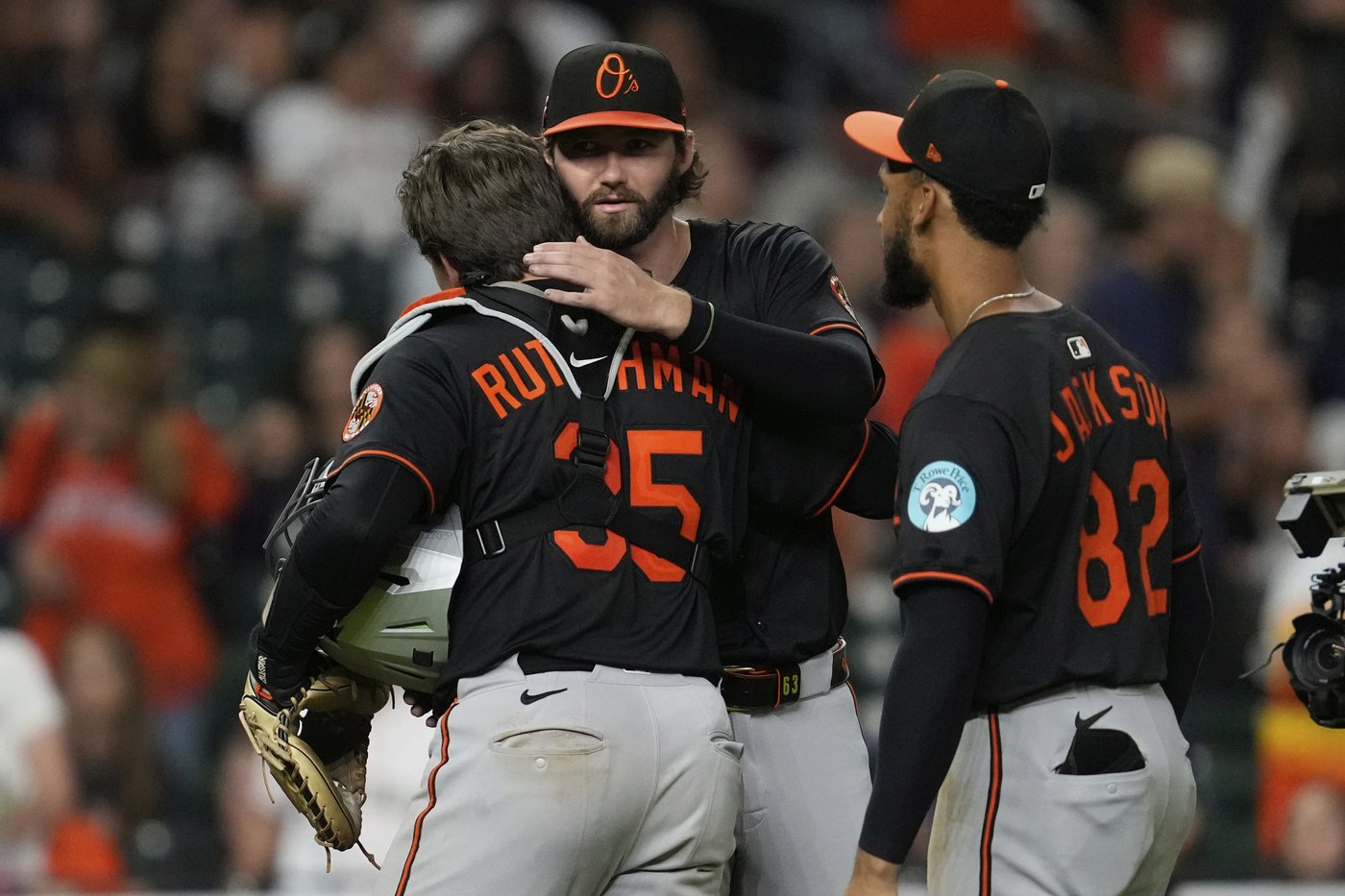 Orioles right-hander Young loses bid for perfect game in 8th inning in 7-0 win over the Astros | iNFOnews.ca