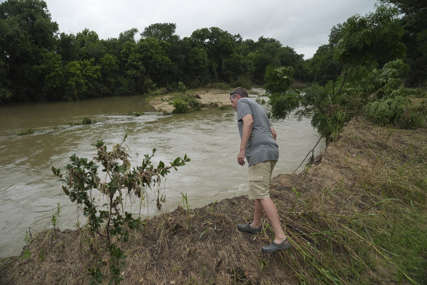 Texas floodwaters damaged crops and endangered livestock. Now farmers and ranchers are cleaning up | iNFOnews.ca Texas floodwaters damaged crops and endangered livestock. Now farmers and ranchers are cleaning up | iNFOnews.ca