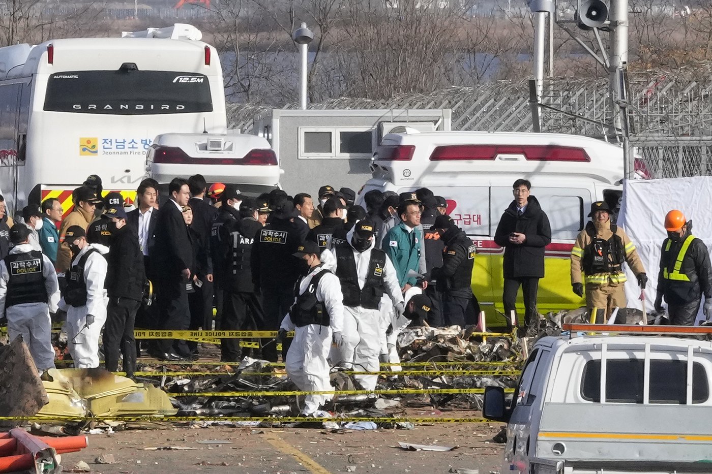 South Korea to inspect Boeing aircraft as it struggles to find cause of plane crash that killed 179 | iNFOnews.ca South Korea to inspect Boeing aircraft as it struggles to find cause of plane crash that killed 179 | iNFOnews.ca