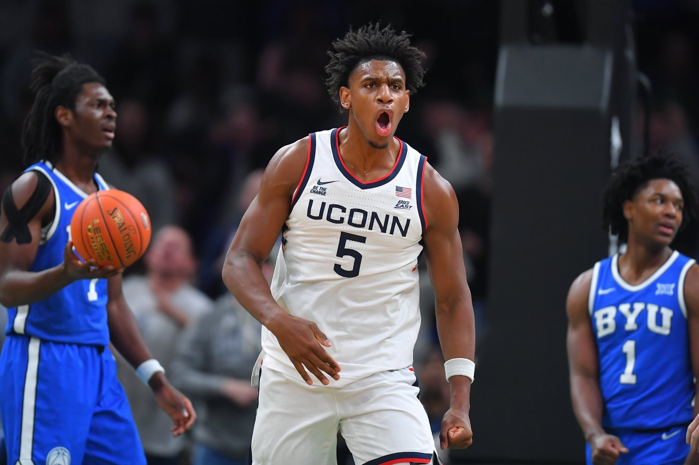 Silas Demary Jr. scores 21 to help No. 3 UConn hold off AJ Dybantsa and No. 7 BYU 86-84 in Boston | iNFOnews.ca