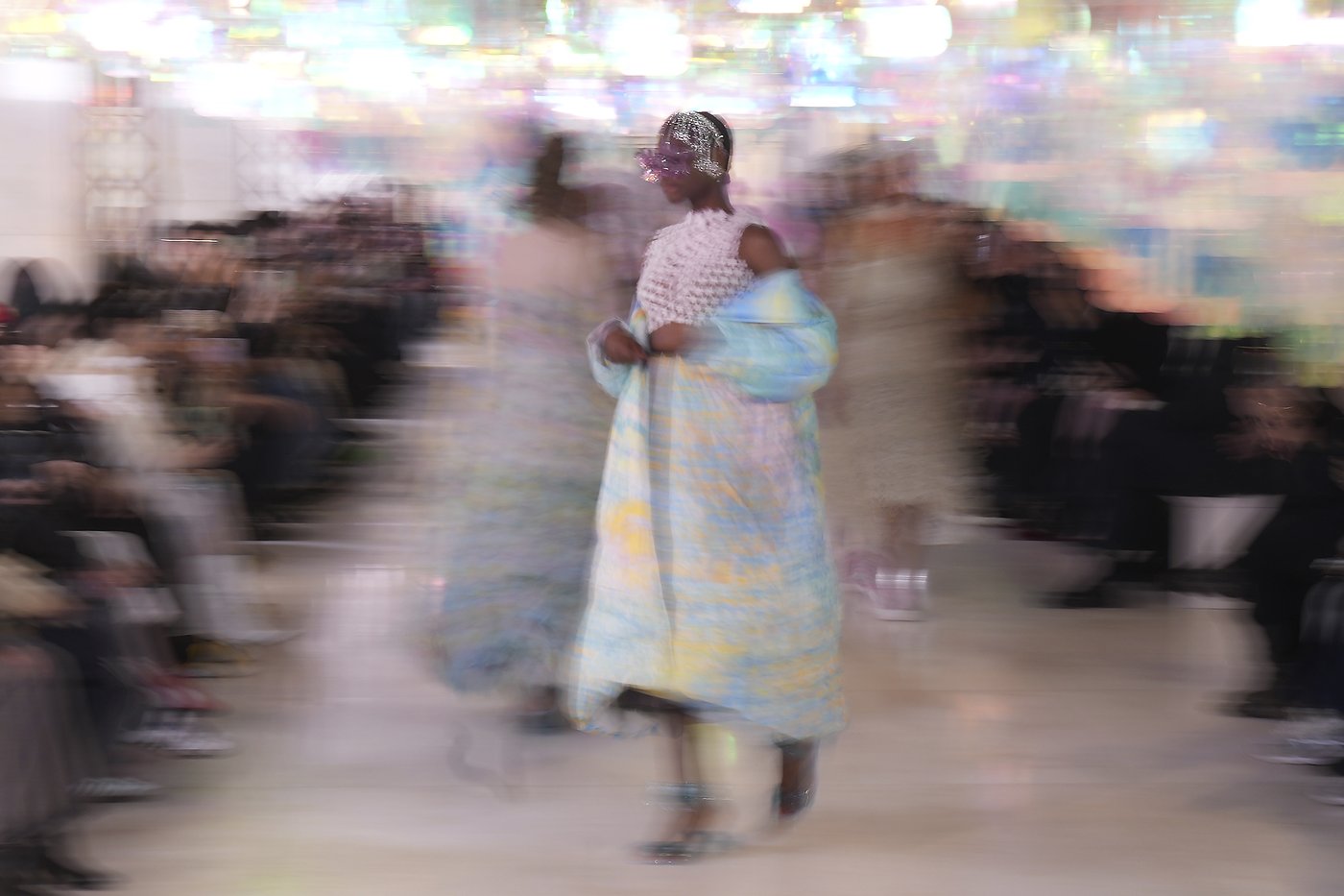 Susan Fang makes Milan runway debut with joyous confections inspired by mother's happy childhood | iNFOnews.ca Susan Fang makes Milan runway debut with joyous confections inspired by mother's happy childhood | iNFOnews.ca