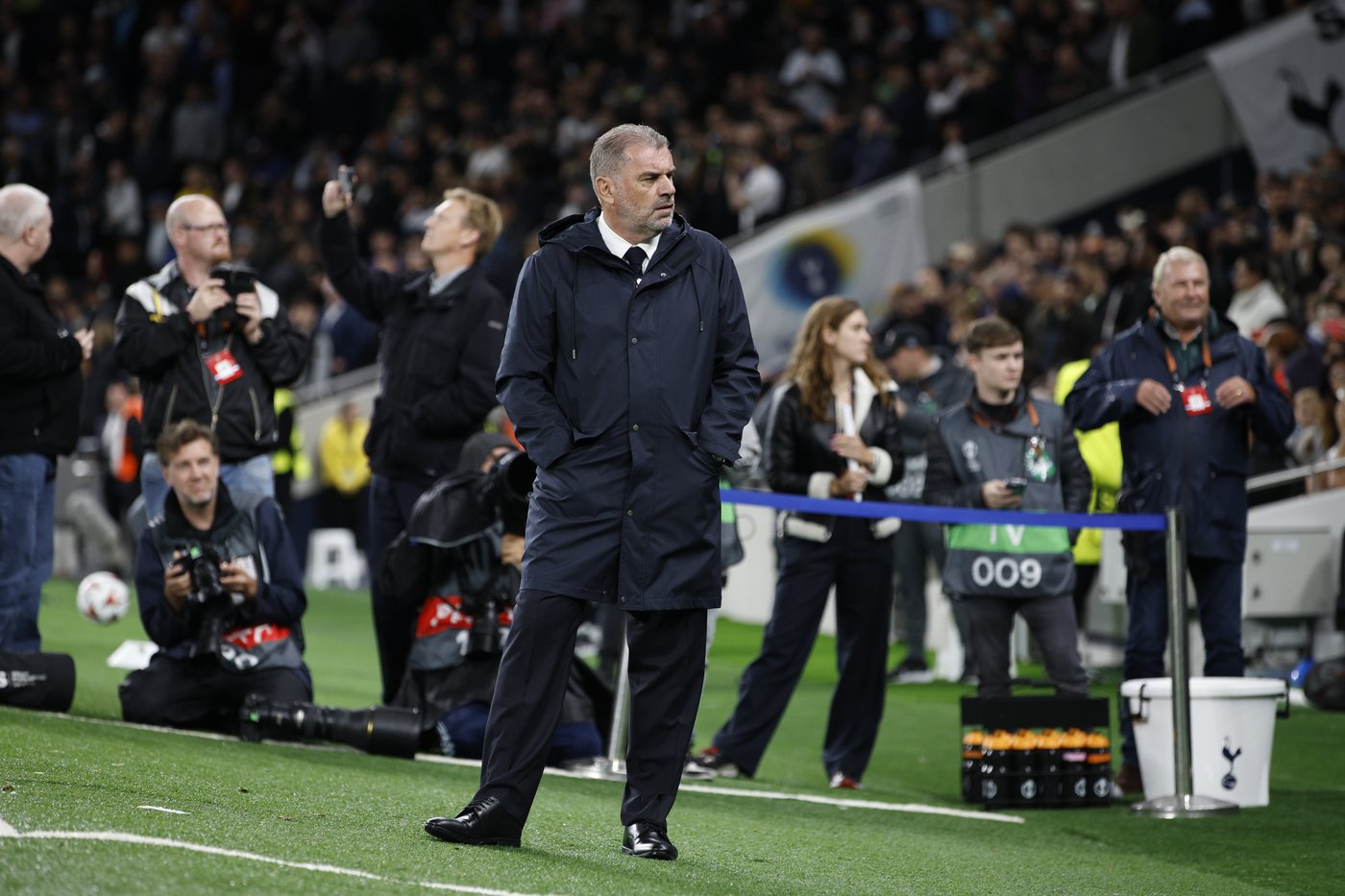 Tottenham overcomes early red card to post 3-0 win in revamped Europa League | iNFOnews.ca Tottenham overcomes early red card to post 3-0 win in revamped Europa League | iNFOnews.ca