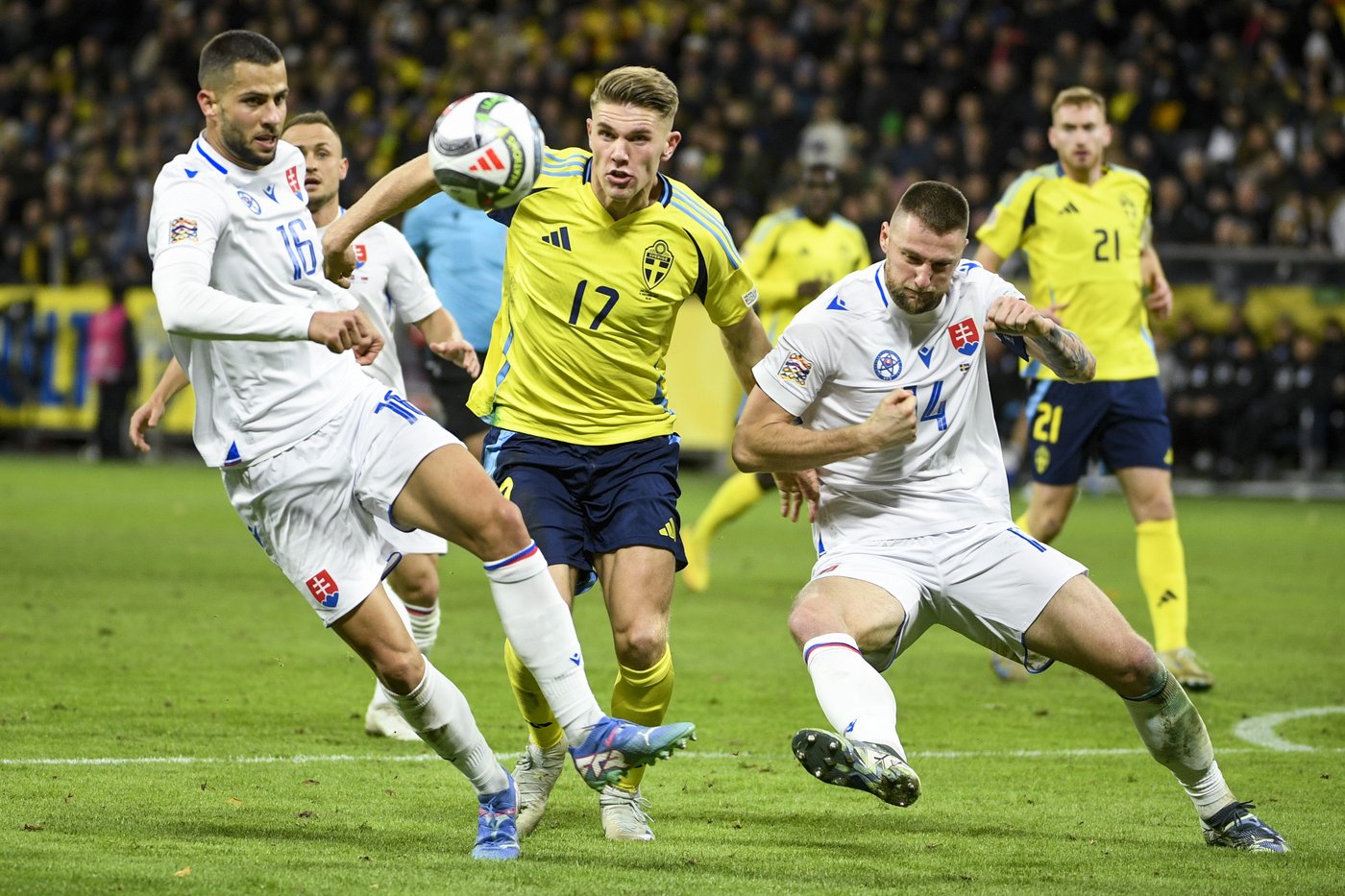 Gyokeres leads Sweden to Nations League win and the Dutch reach the knockout rounds | iNFOnews.ca
