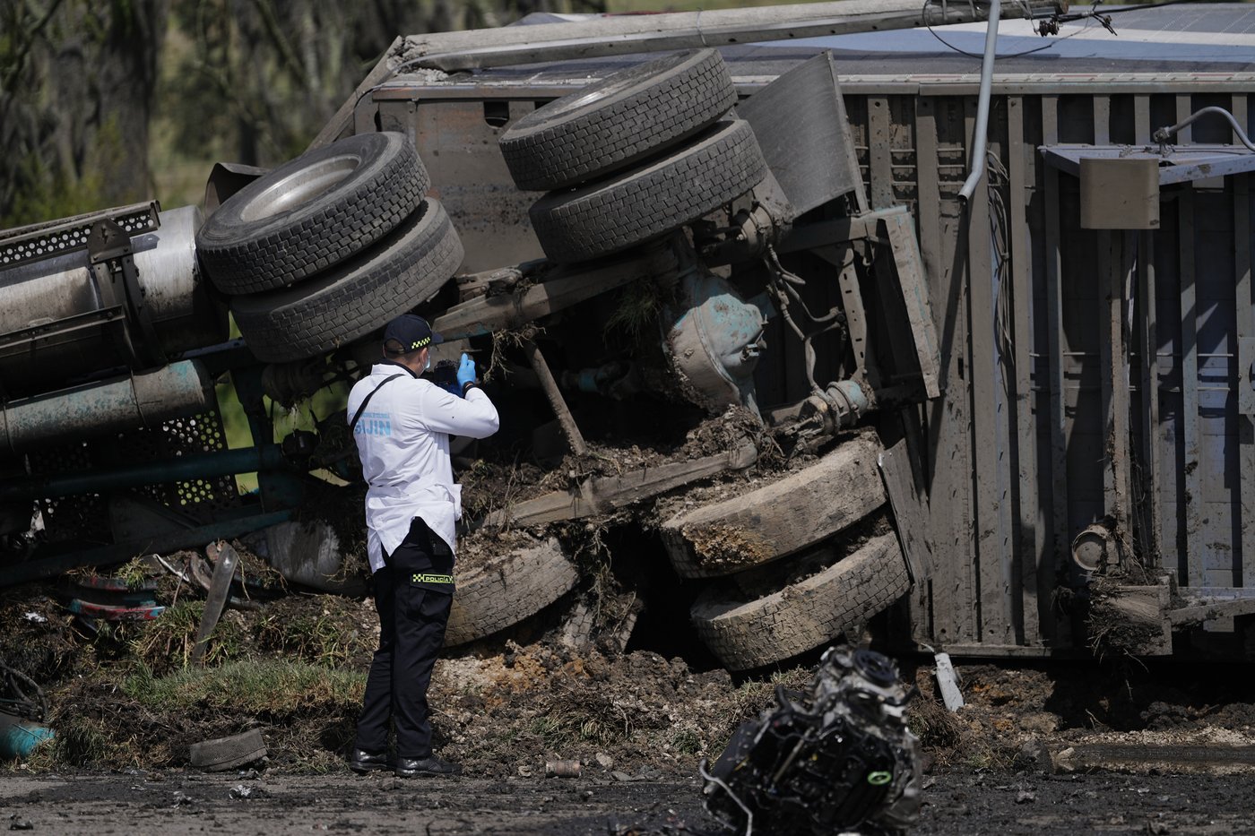 A road accident in Colombia involving several vehicles kills at least 2 people and injures 19 | iNwheels A road accident in Colombia involving several vehicles kills at least 2 people and injures 19 | iNwheels