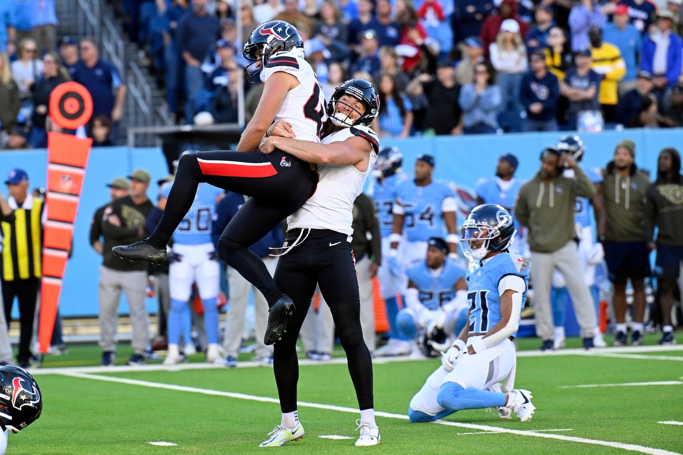 Davis Mills leads Texans to 16-13 win over Titans on Wright's game-ending field goal | iNFOnews.ca