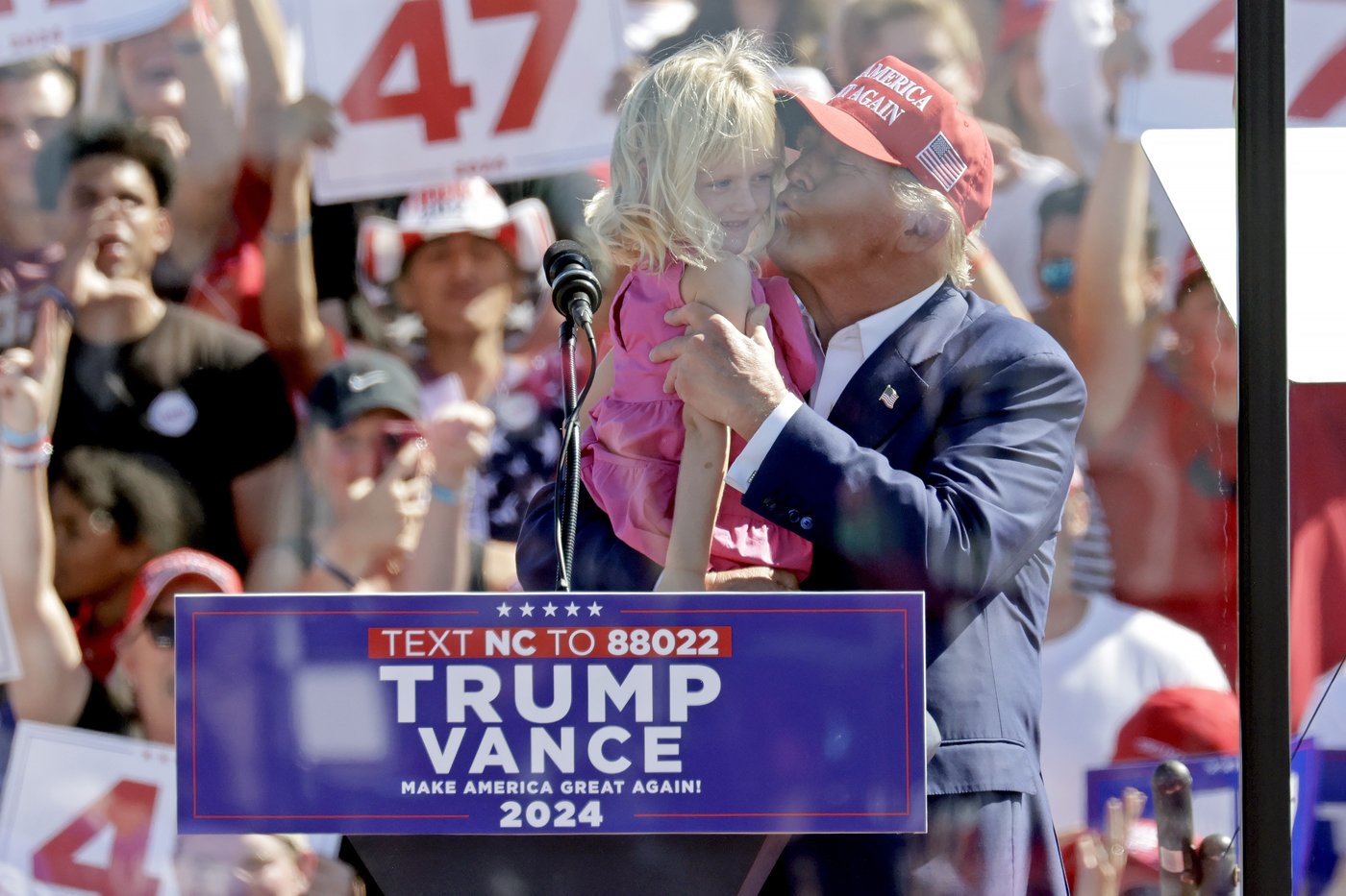 Trump appeals to women in return to North Carolina without Mark Robinson, a top in-state supporter | iNFOnews.ca Trump appeals to women in return to North Carolina without Mark Robinson, a top in-state supporter | iNFOnews.ca