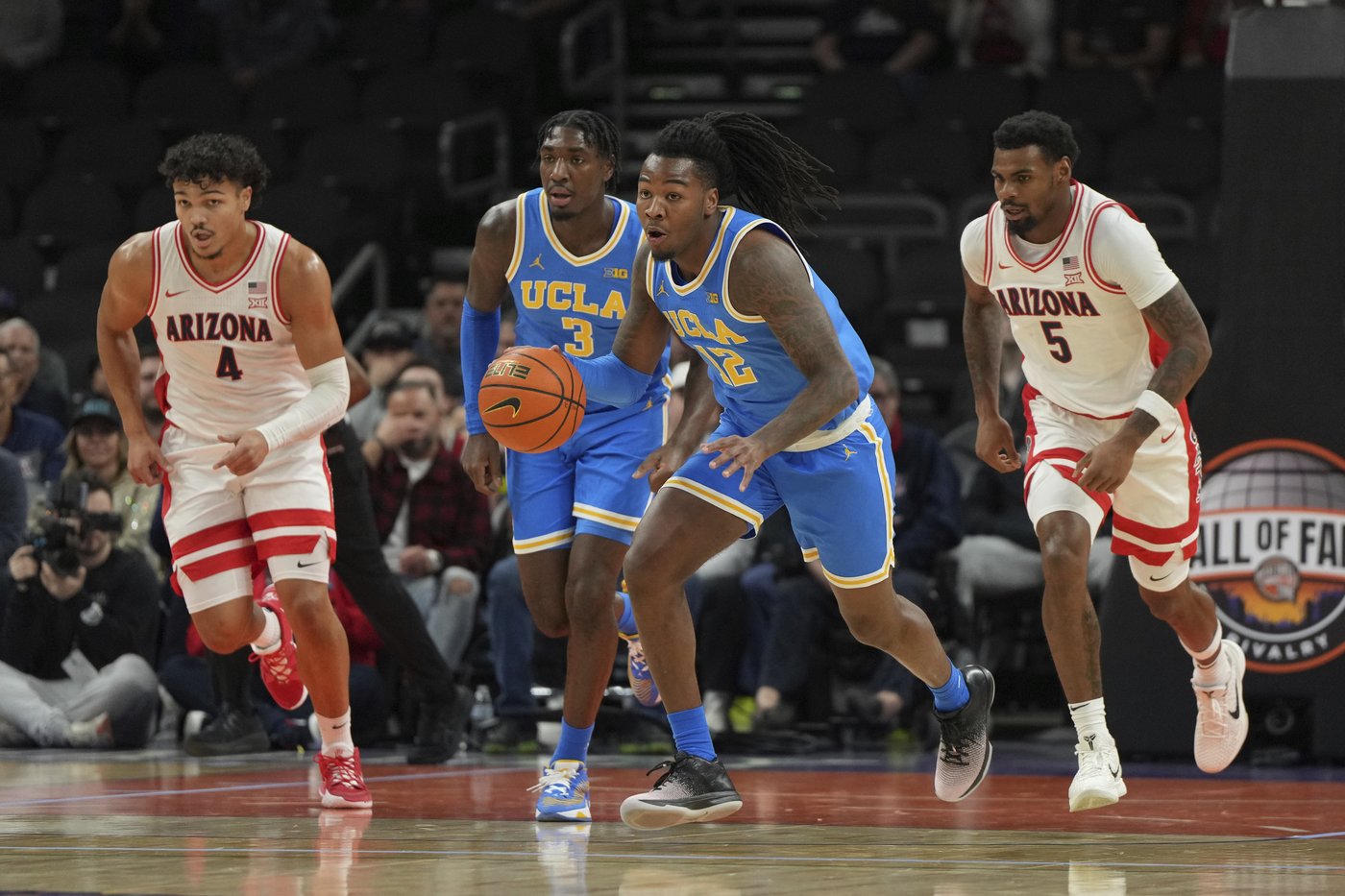 No. 24 UCLA fights back from a 13-point deficit in the second half to beat Arizona 57-54 | iNFOnews.ca No. 24 UCLA fights back from a 13-point deficit in the second half to beat Arizona 57-54 | iNFOnews.ca