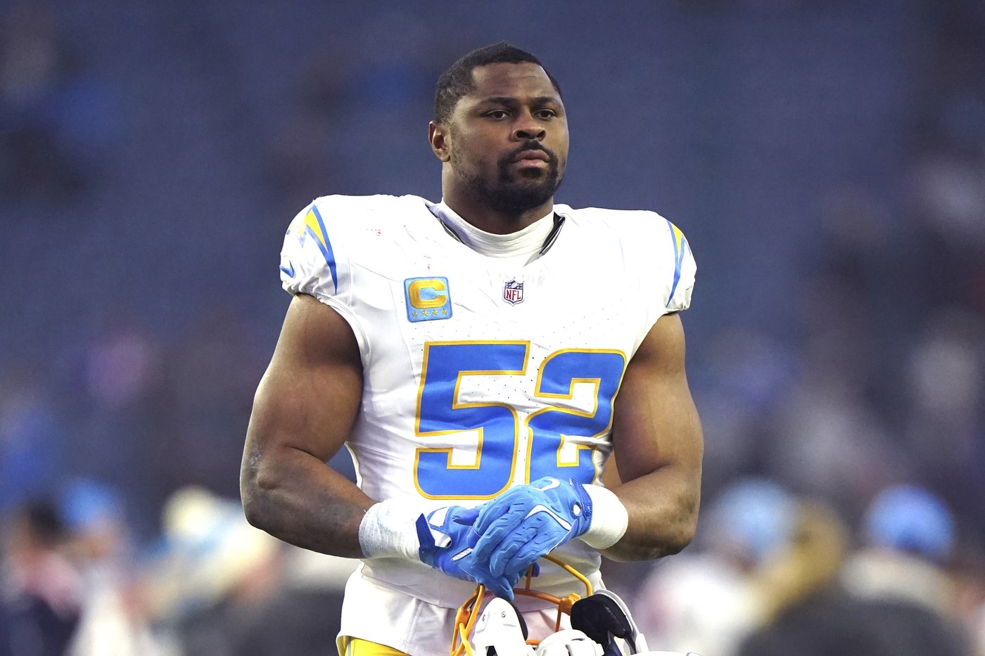 Khalil Mack 'couldn't give up on that dream' of winning with the Chargers | iNFOnews.ca