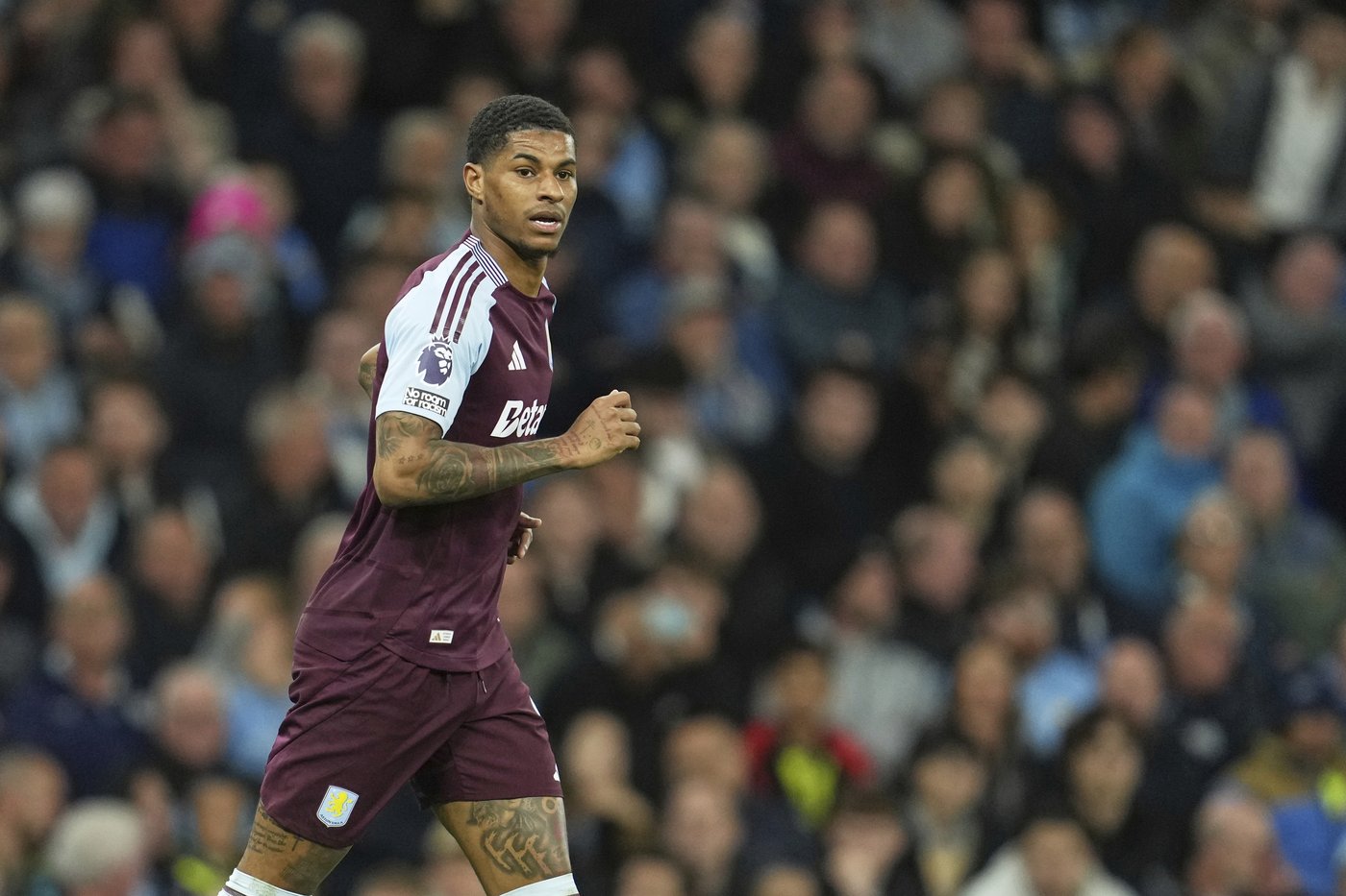 Man City scores late winner to beat Aston Villa 2-1 and boost Champions League hopes | iNFOnews.ca Man City scores late winner to beat Aston Villa 2-1 and boost Champions League hopes | iNFOnews.ca