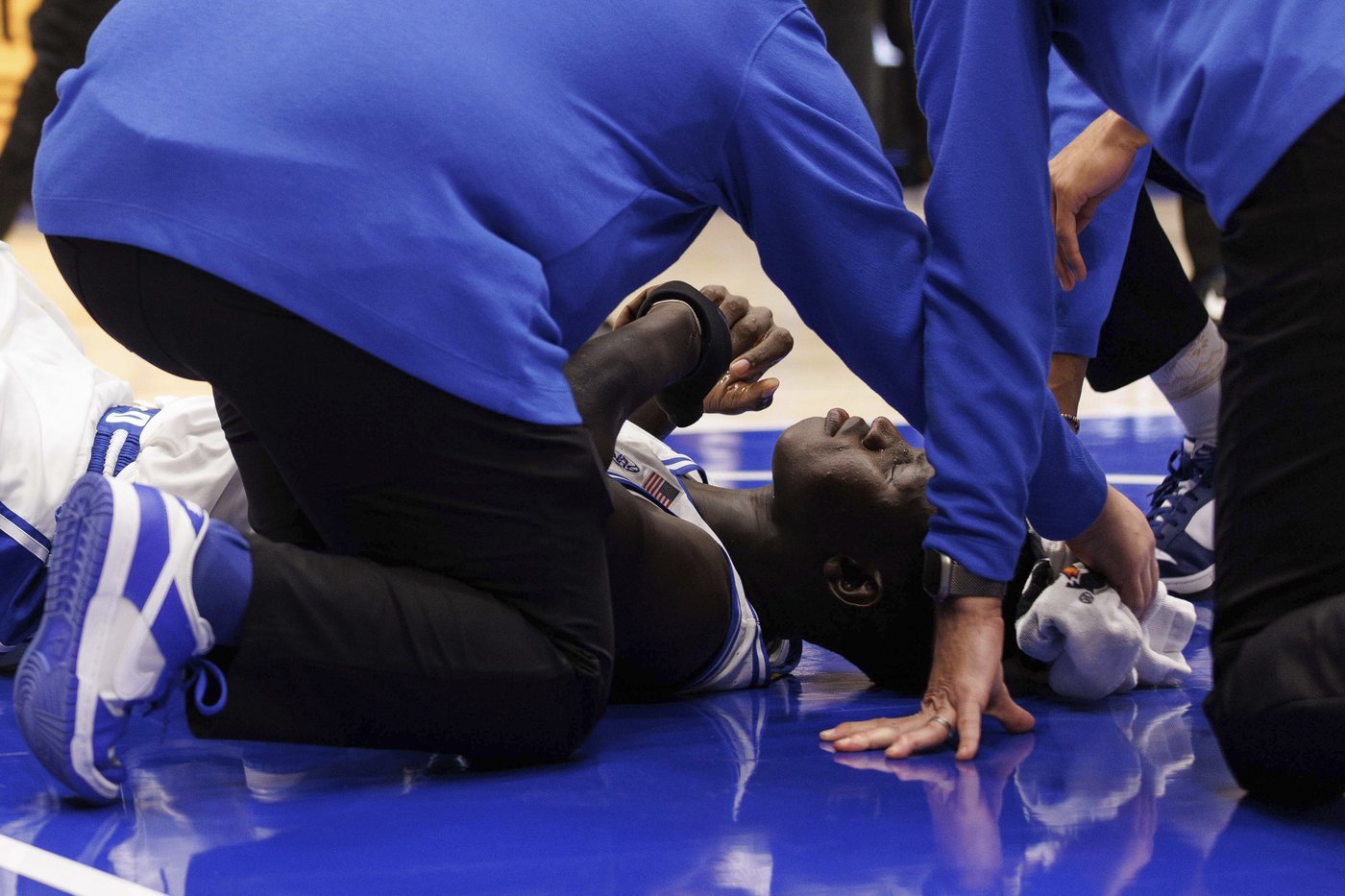 Scheyer: Duke's Maluach OK after vomiting on court during 2nd half of win over NC State | iNFOnews.ca