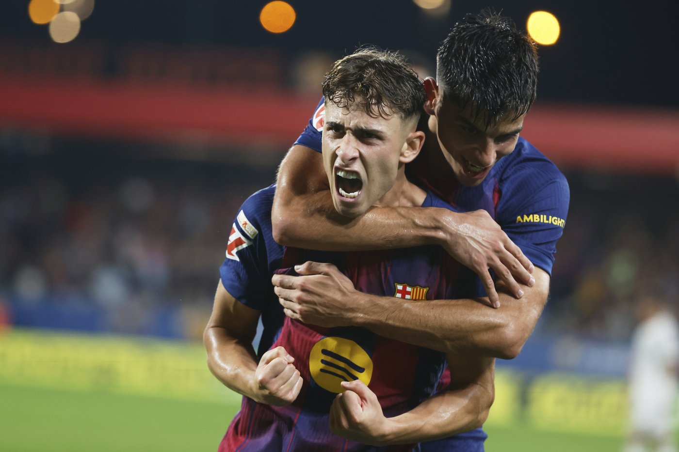 Barcelona routs Valencia 6-0 with goals from Raphinha, Lewandowski and López | iNFOnews.ca