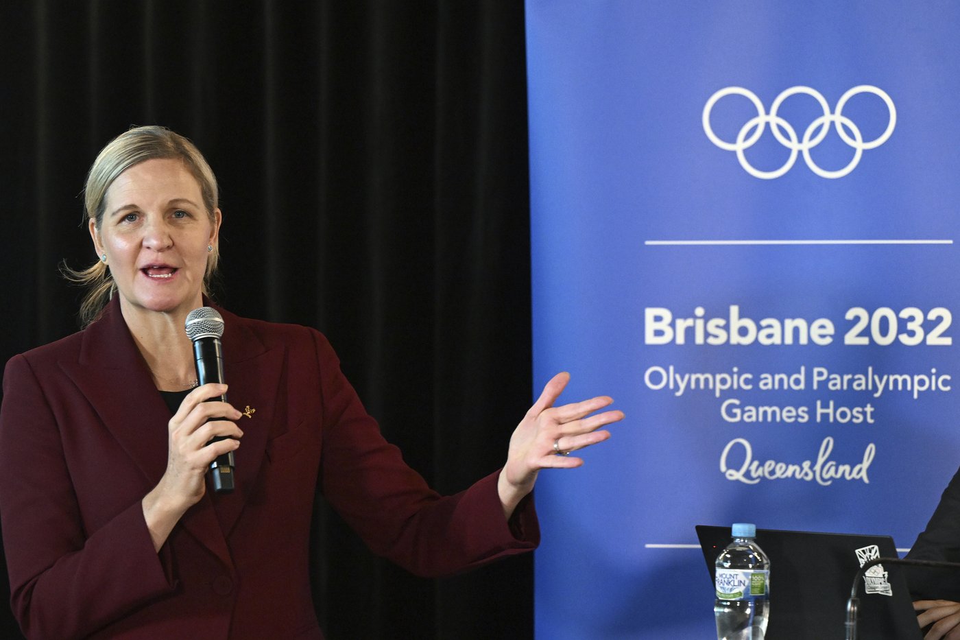 Next IOC president Kirsty Coventry hands over the baton in planning for Brisbane 2032 Olympics | iNFOnews.ca