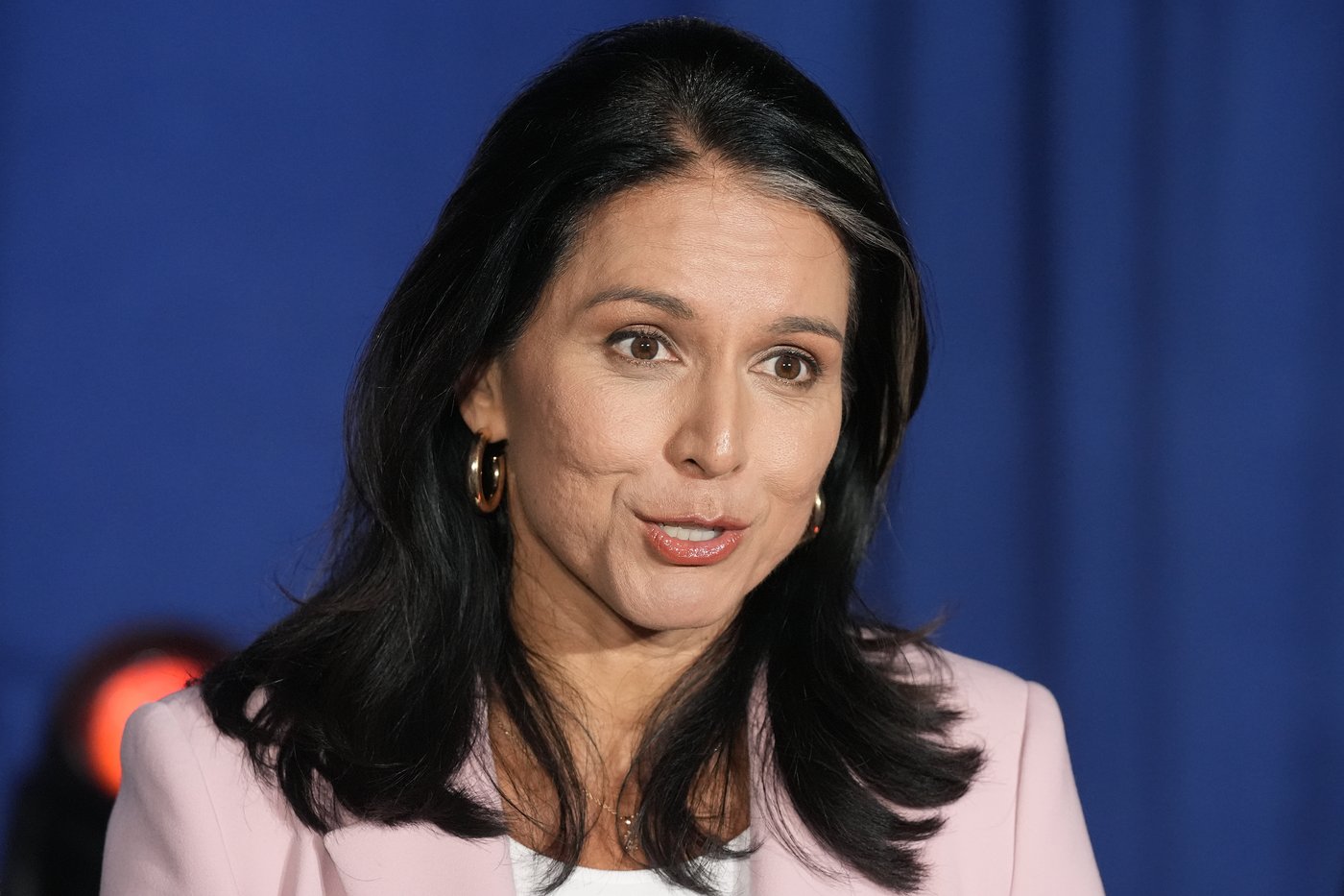 Former officials urge closed-door Senate hearings on Tulsi Gabbard, Trump's pick for intel chief | iNFOnews.ca Former officials urge closed-door Senate hearings on Tulsi Gabbard, Trump's pick for intel chief | iNFOnews.ca