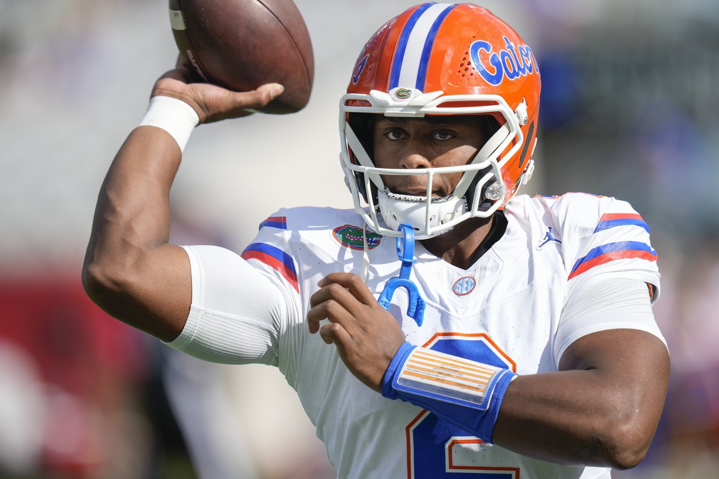 Florida coach Billy Napier declares QB DJ Lagway 'ready to play' after hamstring injury | iNFOnews.ca