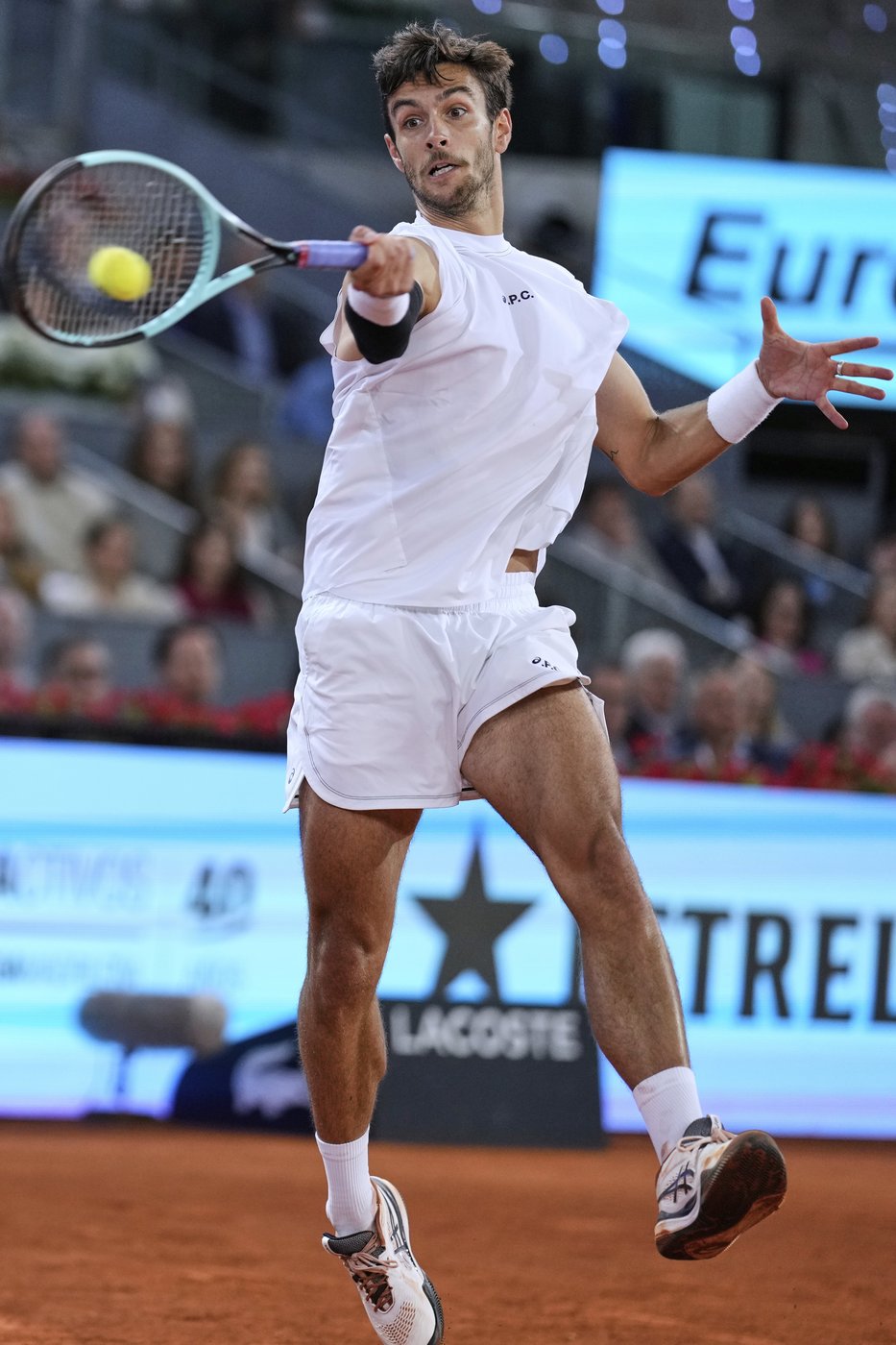 With help from painkillers, Ruud beats Cerundolo to reach Madrid Open final against Draper | iNFOnews.ca With help from painkillers, Ruud beats Cerundolo to reach Madrid Open final against Draper | iNFOnews.ca
