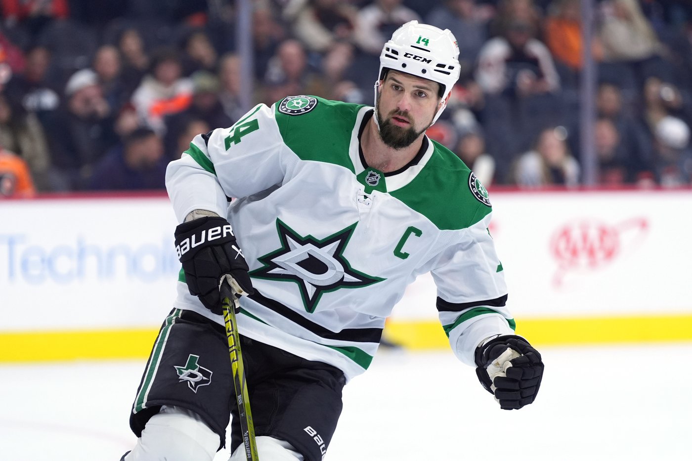 Dallas Stars captain Jamie Benn to undergo surgery for a collapsed lung | iNFOnews.ca