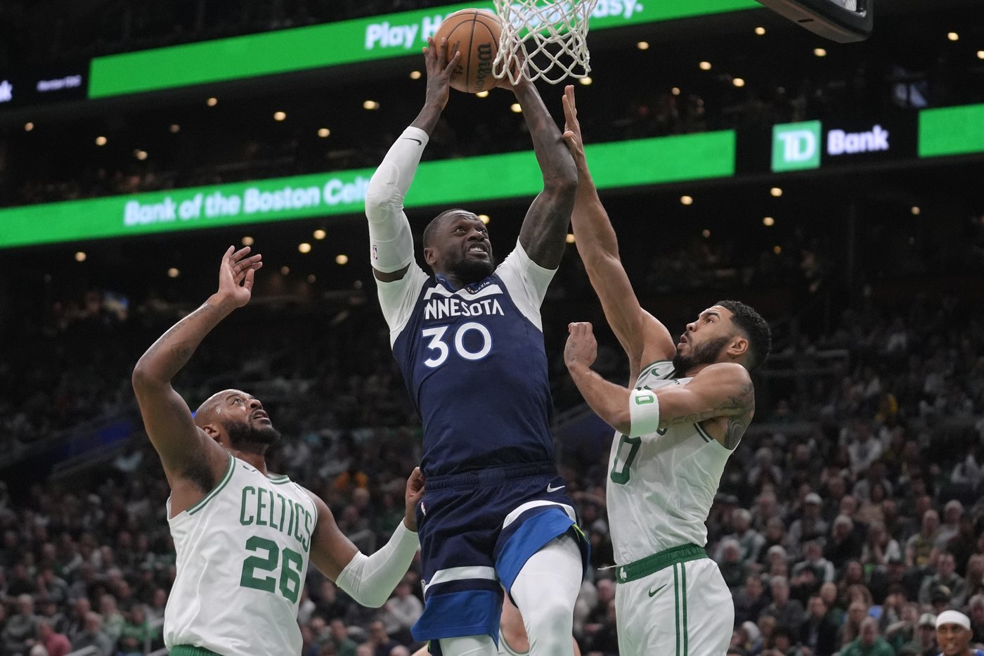 Jaylen Brown scores 29 points before Celtics beat Timberwolves 107-105 with late defensive stand | iNFOnews.ca