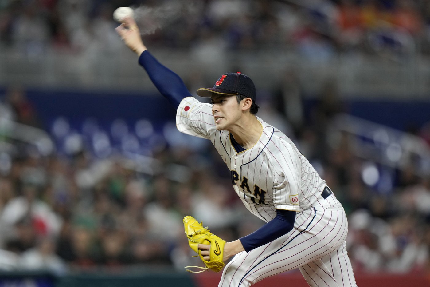 Roki Sasaki's posting likely will extend into 2025 signing period, MLB commissioner Rob Manfred says | iNFOnews.ca