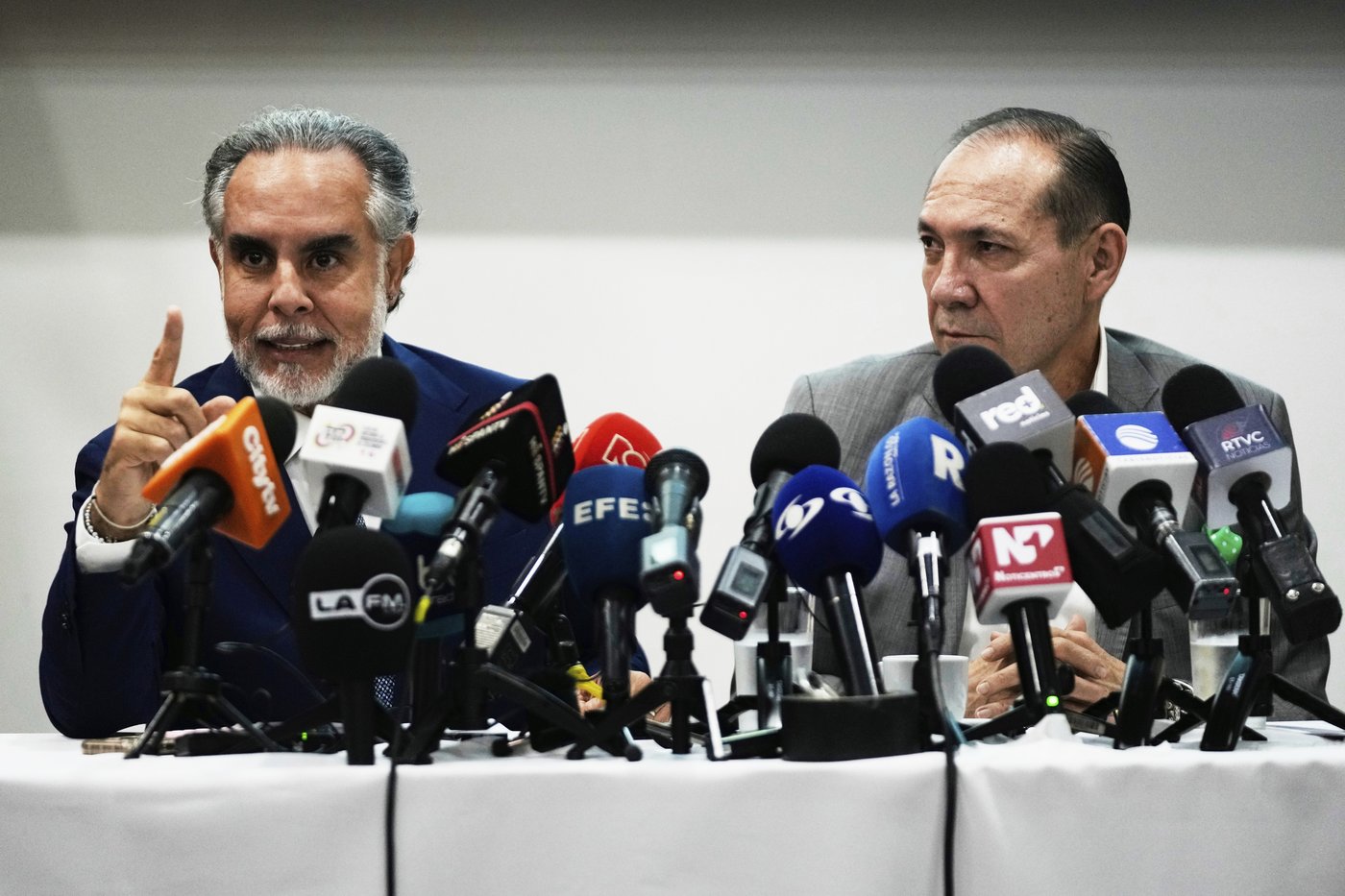 Colombian government reveals questions it plans to pose to voters in referendum on labor reform | iNFOnews.ca