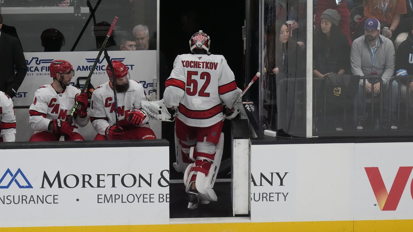 Hurricanes wait on status of injured goalie Frederik Andersen | iNFOnews.ca Hurricanes wait on status of injured goalie Frederik Andersen | iNFOnews.ca