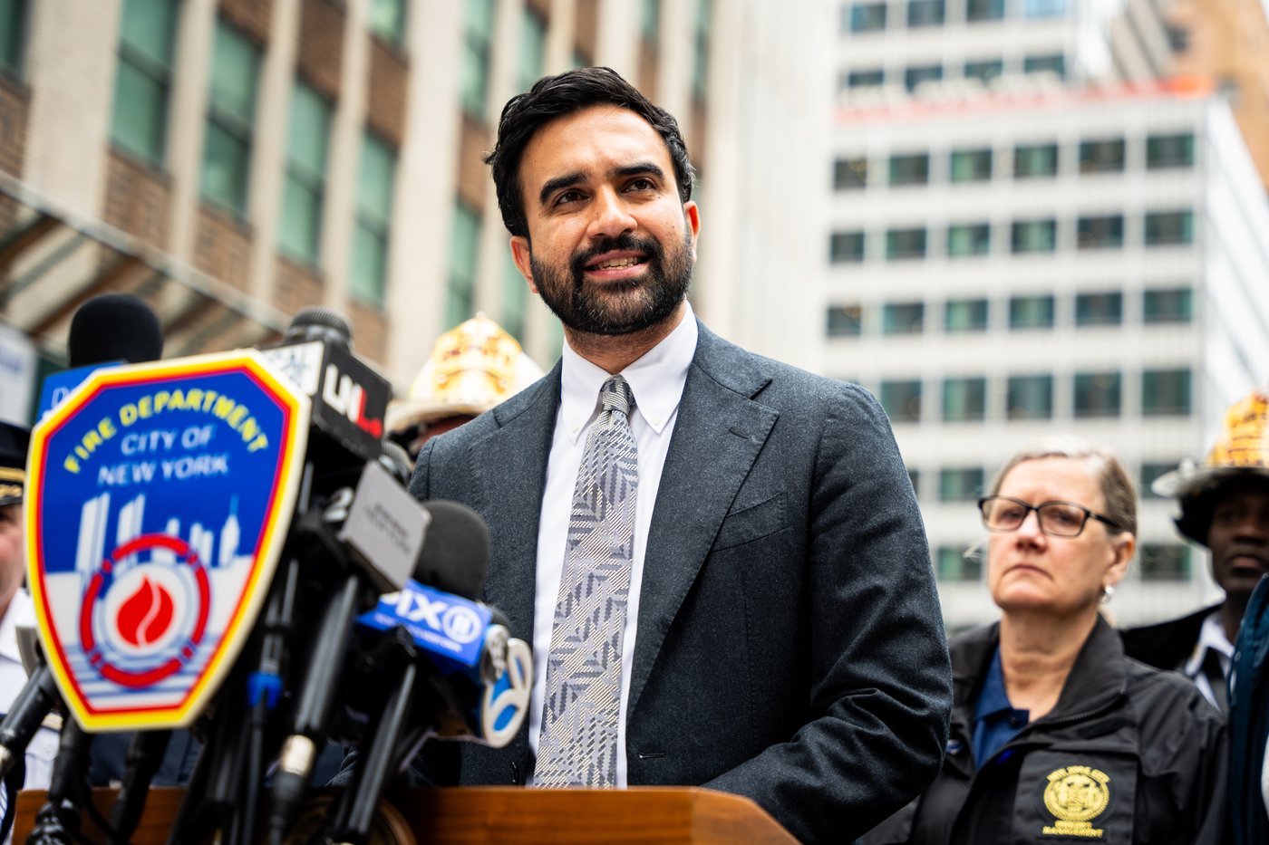 Manhattan high-rise deemed stable after columns buckled, and some evacuations are lifted | iNwheels Manhattan high-rise deemed stable after columns buckled, and some evacuations are lifted | iNwheels