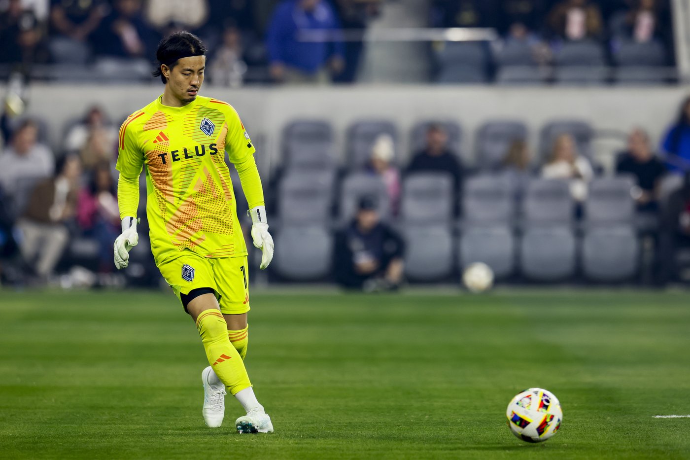 Mateusz Bogusz, Hugo Lloris lead LAFC over Whitecaps 1-0 in rubber match of first-round MLS series | iNFOnews.ca