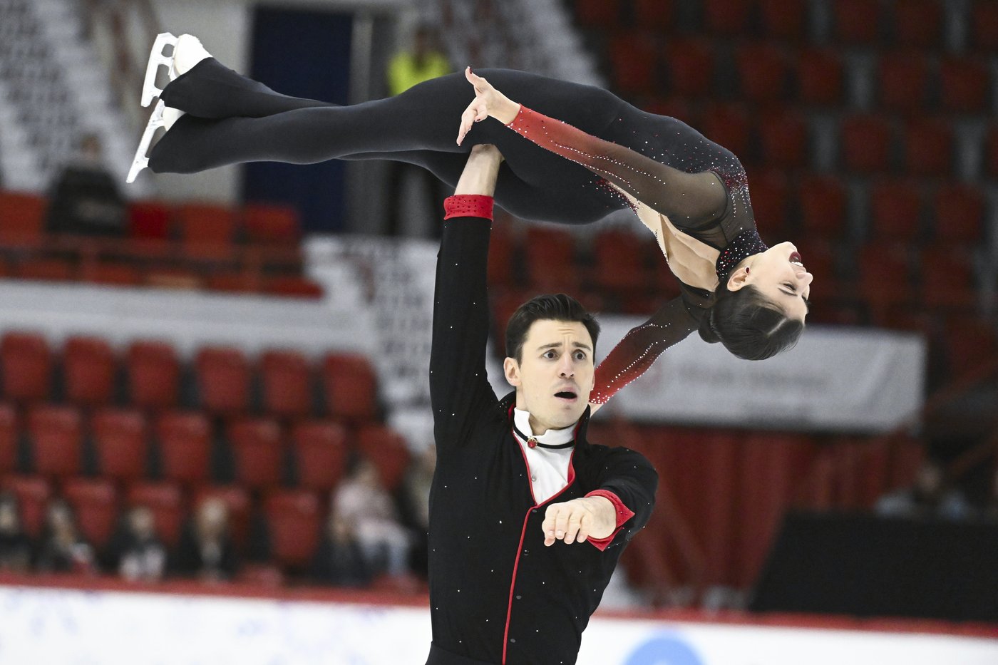 World figure skating champions Stellato-Dudek and Deschamps win in pairs at Finlandia Trophy | iNFOnews.ca World figure skating champions Stellato-Dudek and Deschamps win in pairs at Finlandia Trophy | iNFOnews.ca