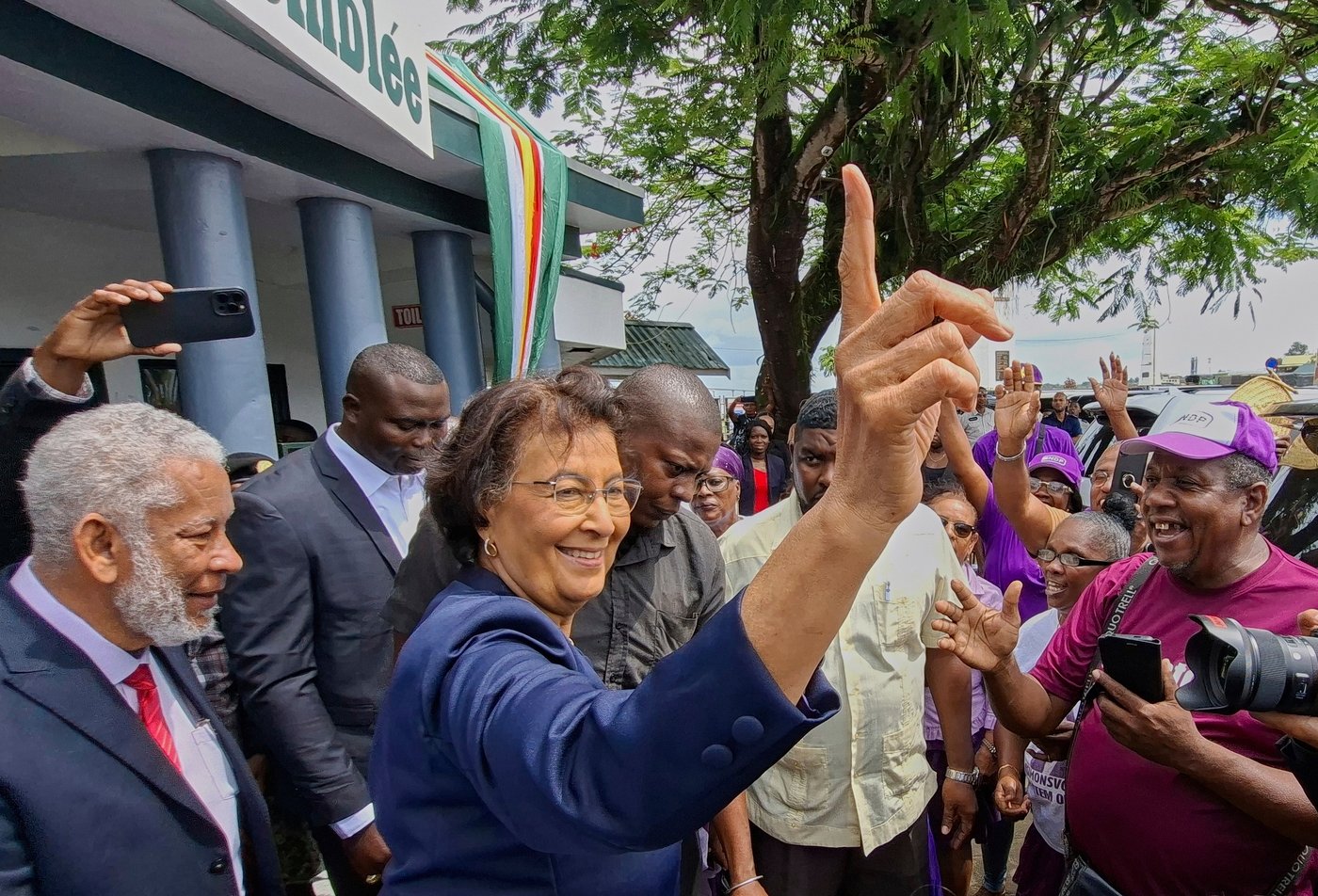Suriname's parliament elects the country's first female president amid economic turmoil | iNFOnews.ca Suriname's parliament elects the country's first female president amid economic turmoil | iNFOnews.ca
