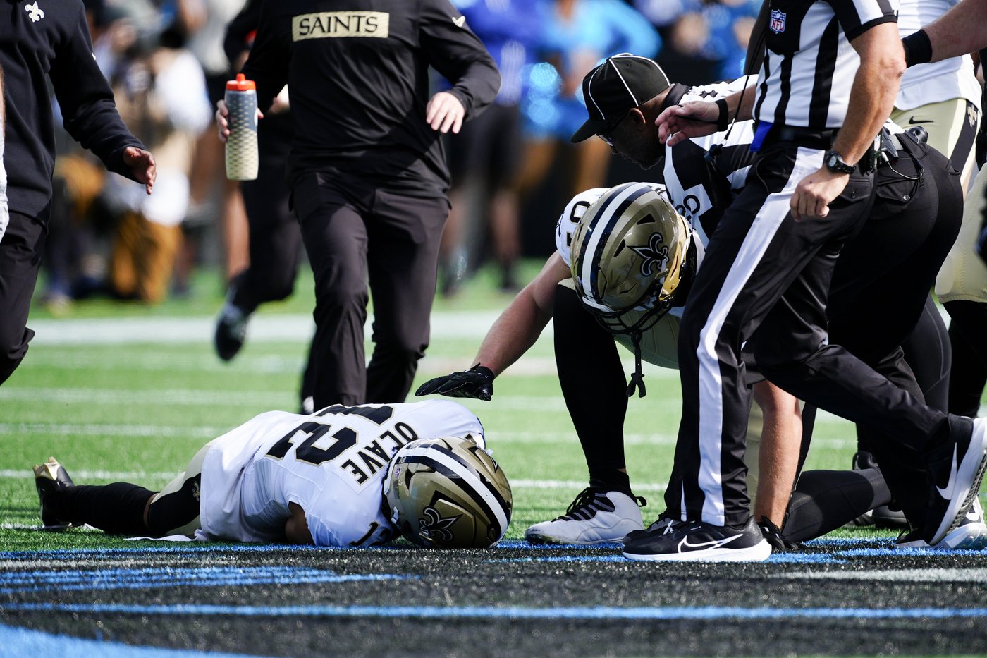 Saints WR Chris Olave discharged from hospital after concussion, to return to New Orleans with team | iNFOnews.ca Saints WR Chris Olave discharged from hospital after concussion, to return to New Orleans with team | iNFOnews.ca