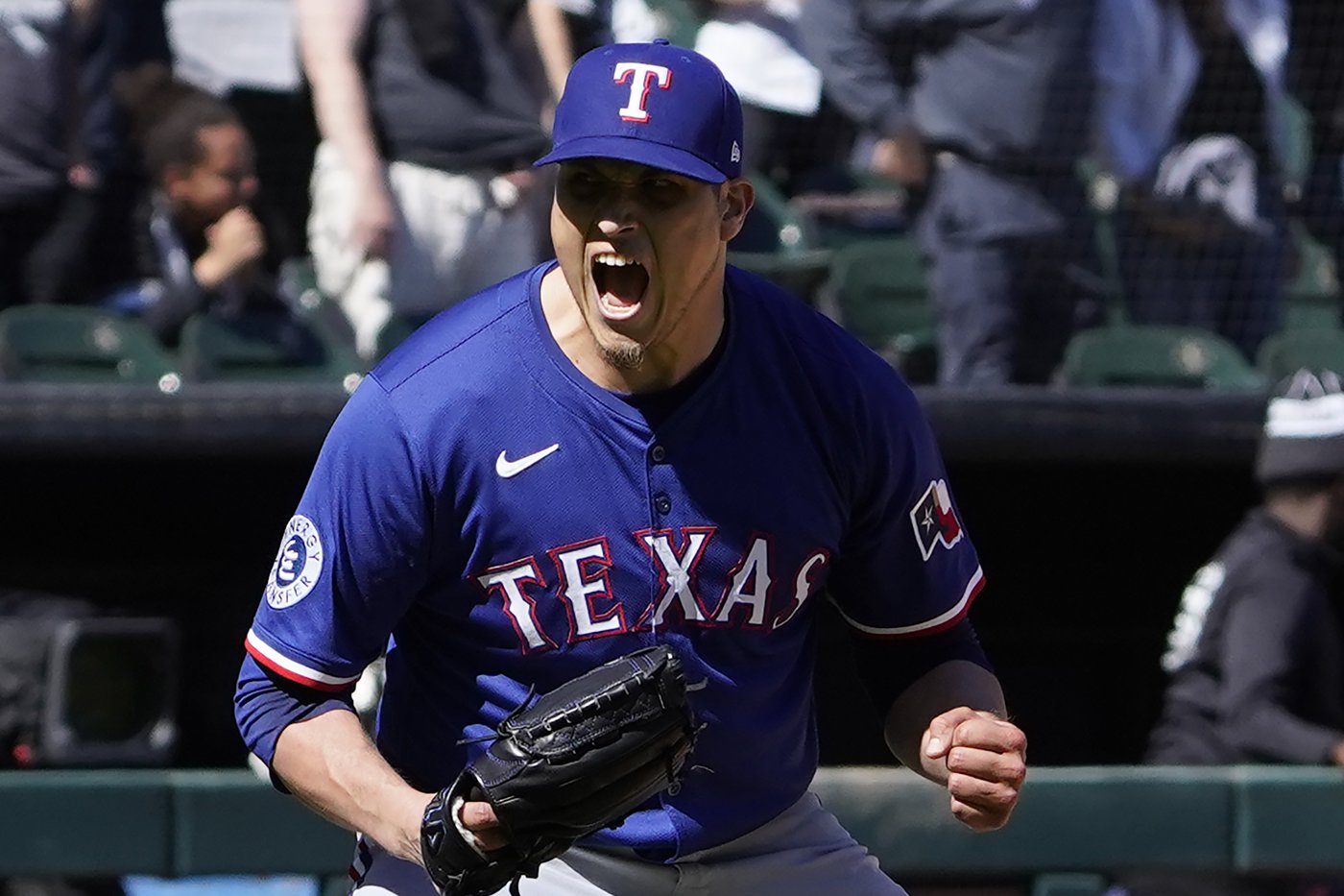 García hits a big 2-run double as the Rangers stop a 6-game slide by edging the White Sox 5-4 | iNFOnews.ca García hits a big 2-run double as the Rangers stop a 6-game slide by edging the White Sox 5-4 | iNFOnews.ca