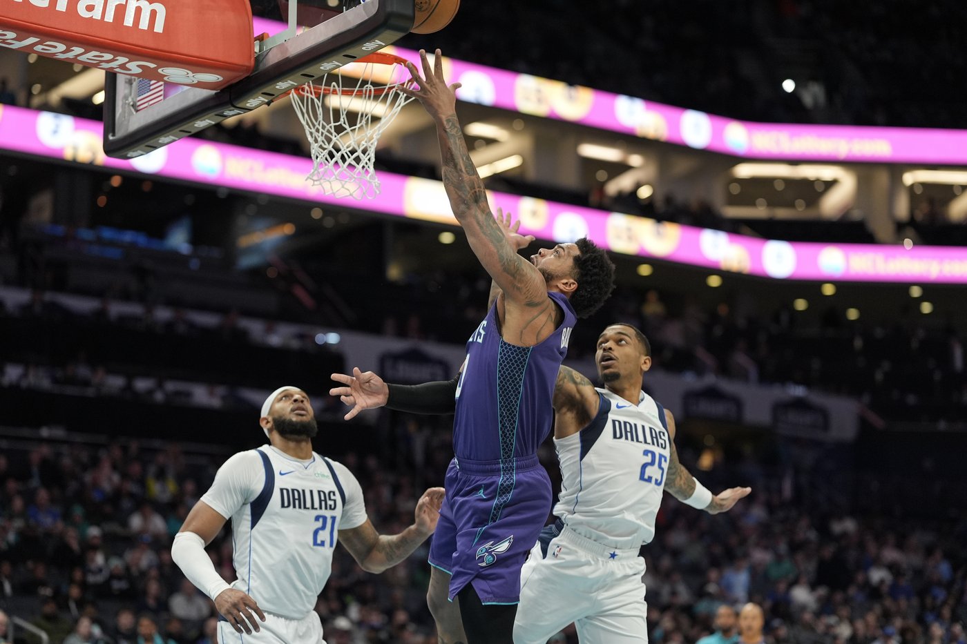 Ball, Bridges each score 23 to lead Hornets over Mavs 110-105 for 3rd straight win | iNFOnews.ca Ball, Bridges each score 23 to lead Hornets over Mavs 110-105 for 3rd straight win | iNFOnews.ca