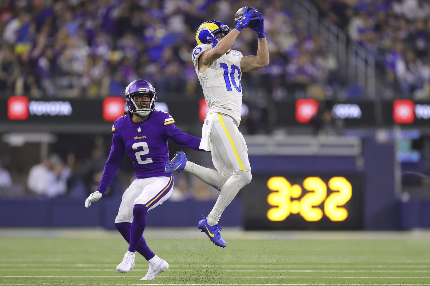 Seahawks look to get ground game going against Rams | iNFOnews.ca