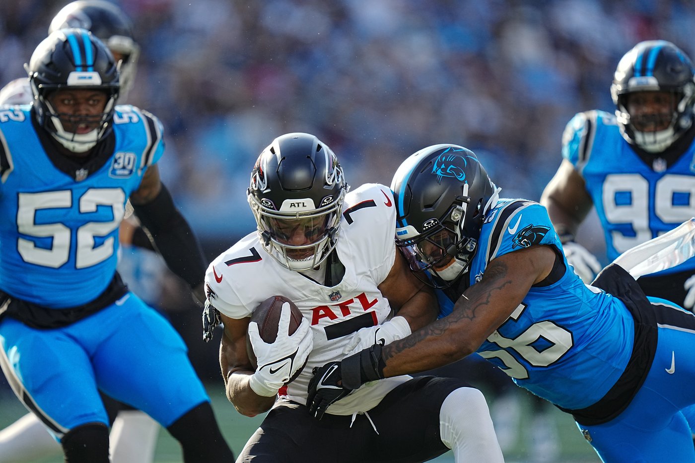 Bijan Robinson scores 2 TDs. Falcons beat Panthers 38-20 for 3rd straight victory vs. NFC South foe | iNFOnews.ca Bijan Robinson scores 2 TDs. Falcons beat Panthers 38-20 for 3rd straight victory vs. NFC South foe | iNFOnews.ca