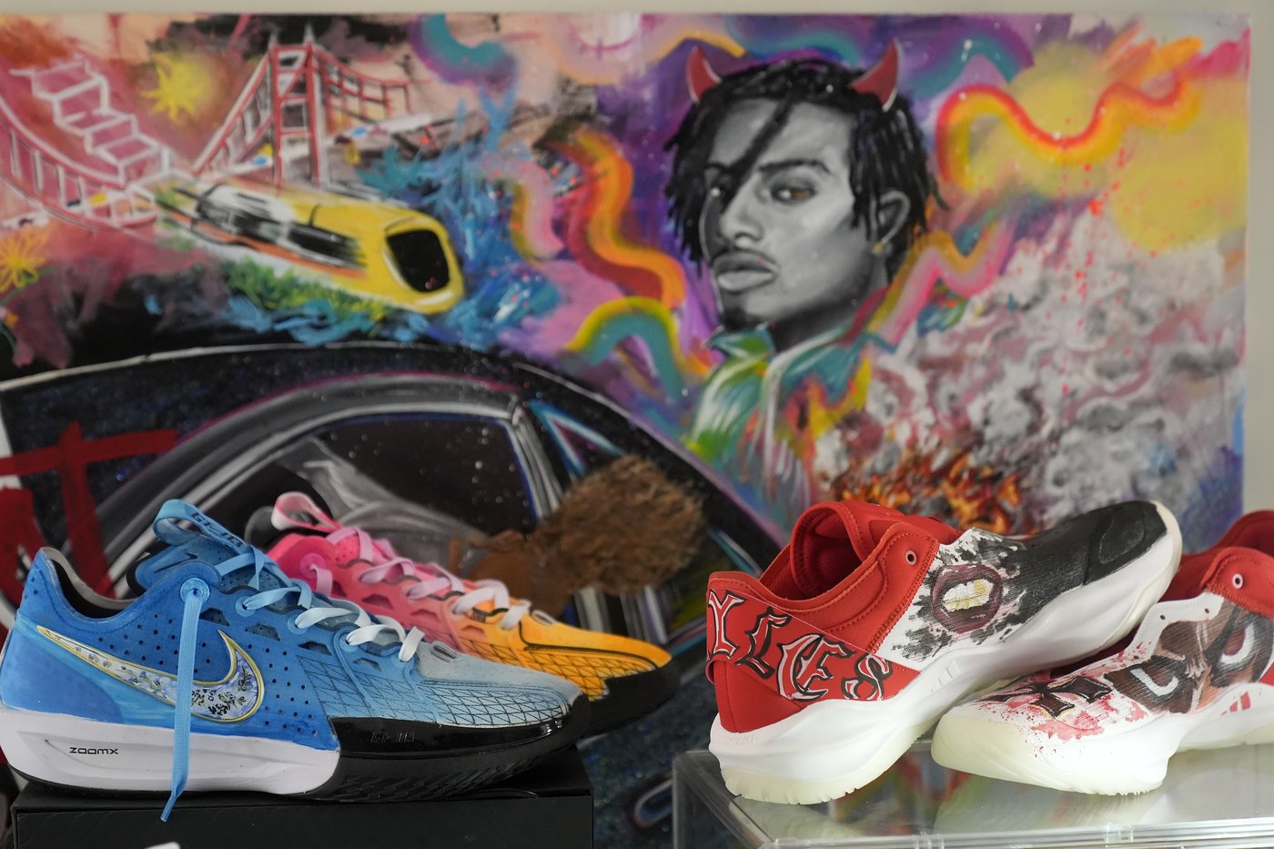 Cal guard Jayda Noble paints custom shoes to express her artistic side when she leaves the court | iNFOnews.ca Cal guard Jayda Noble paints custom shoes to express her artistic side when she leaves the court | iNFOnews.ca