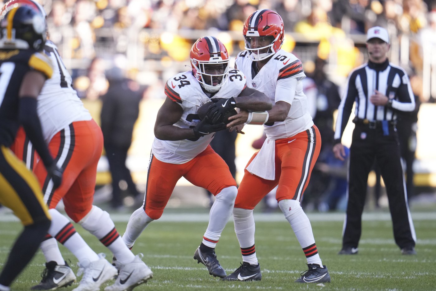 Fantasy plays: Players to start and sit for NFL Week 16 | iNFOnews.ca Fantasy plays: Players to start and sit for NFL Week 16 | iNFOnews.ca