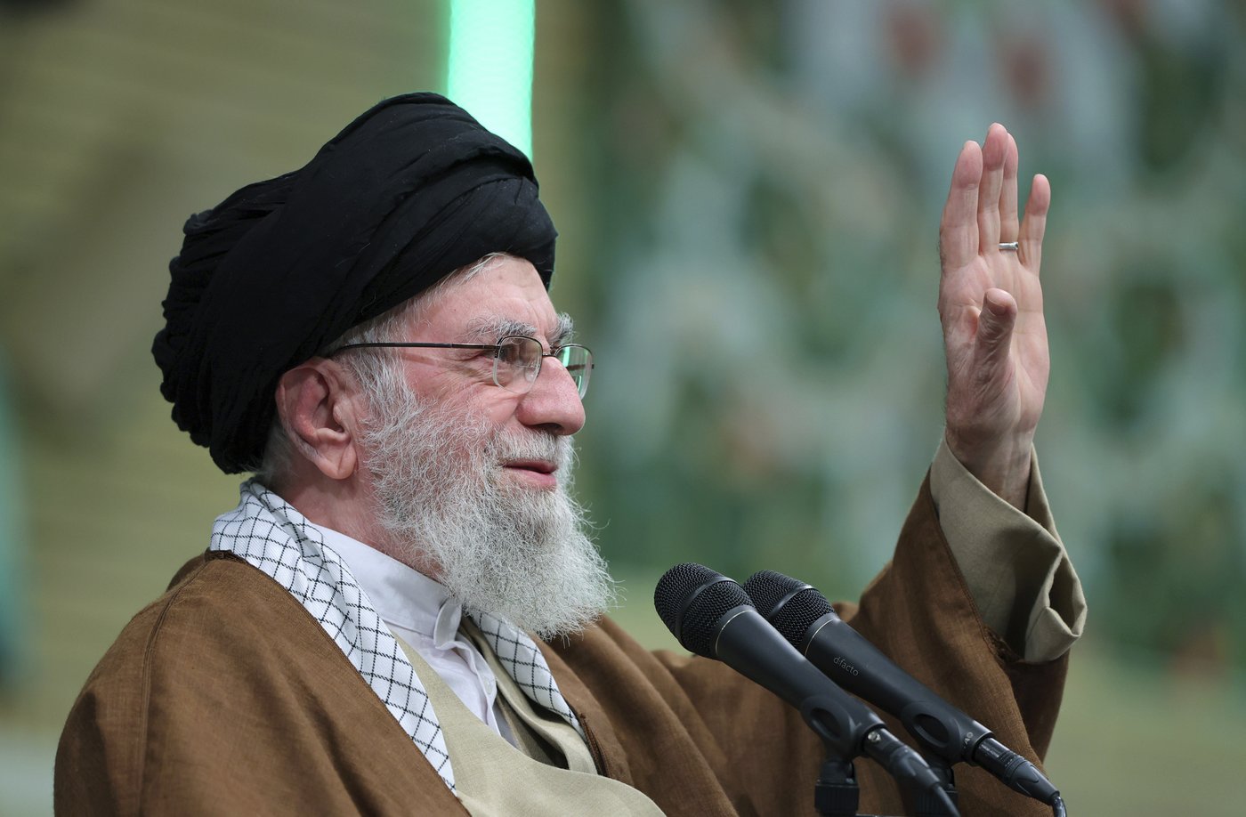 Iran's supreme leader says Syrian youth will resist incoming government | iNFOnews.ca Iran's supreme leader says Syrian youth will resist incoming government | iNFOnews.ca
