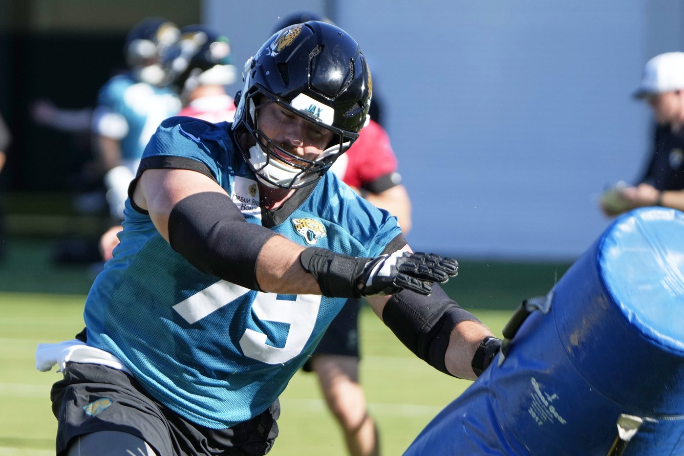 Saints trade DT Saunders to Jaguars for C Fortner following preseason game, AP sources say | iNFOnews.ca Saints trade DT Saunders to Jaguars for C Fortner following preseason game, AP sources say | iNFOnews.ca