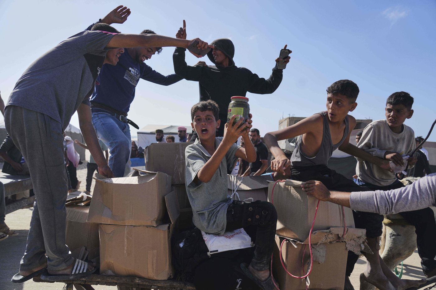 Organization denies AP report that US contractors at its Gaza food distribution sites used live ammo | iNFOnews.ca Organization denies AP report that US contractors at its Gaza food distribution sites used live ammo | iNFOnews.ca