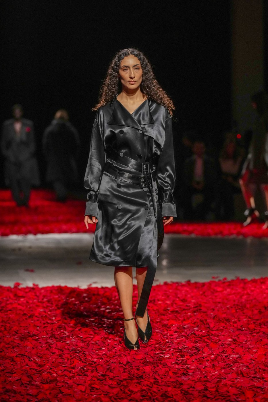 Ferragamo pops red with a Milan collection inspired by the world of dance | iNFOnews.ca