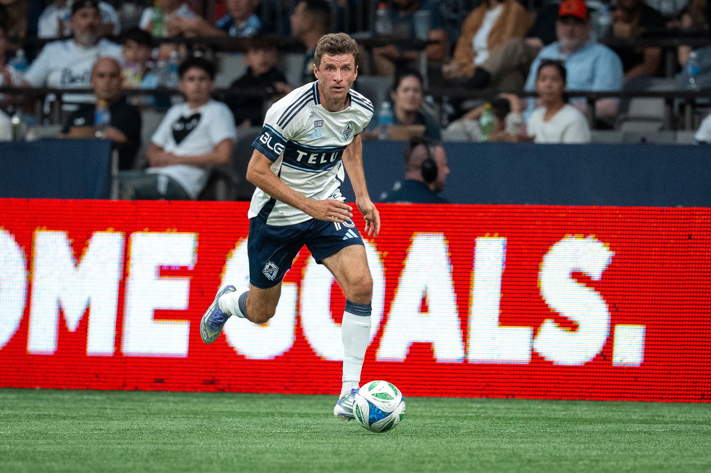 Photo Gallery: Thomas Muller's Major League Soccer debut | iNFOnews.ca